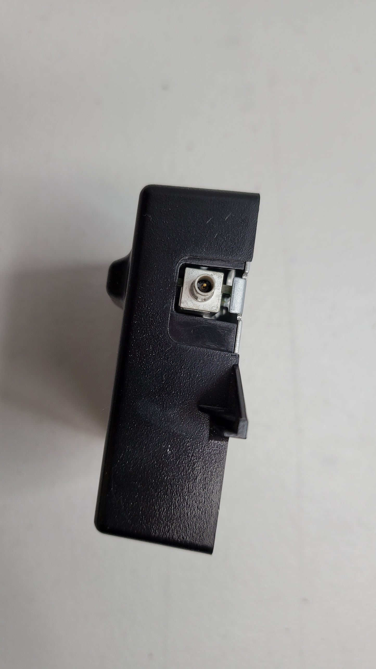 9325735-02 BMW F Series Antenna Radio Signal Amplifier Trap - MPerformance.parts