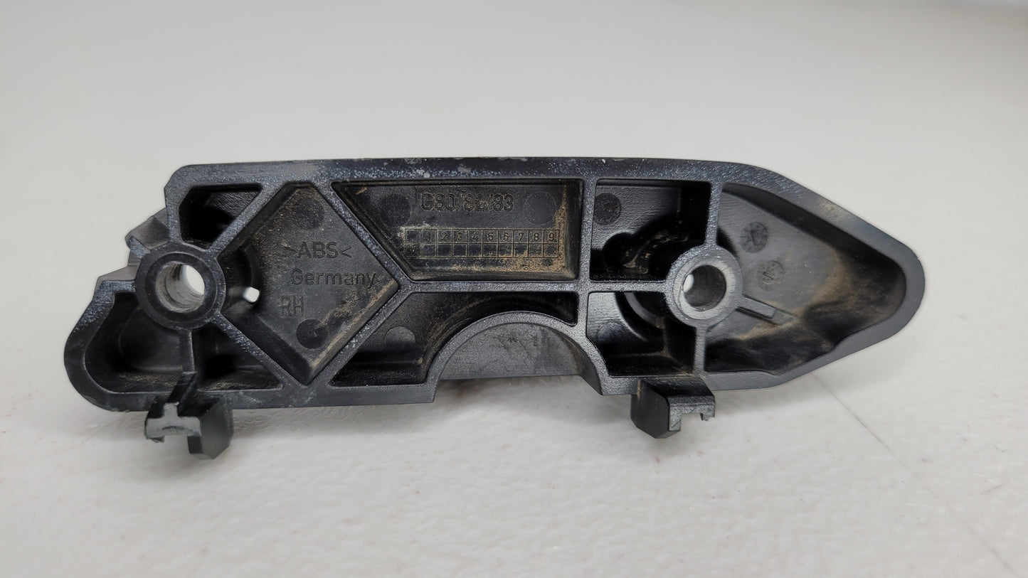 M3 M4 2021 2022 2023 2024 Front Right Bumper Lower Mount Bracket Guide 51118069420 - MPerformance.parts