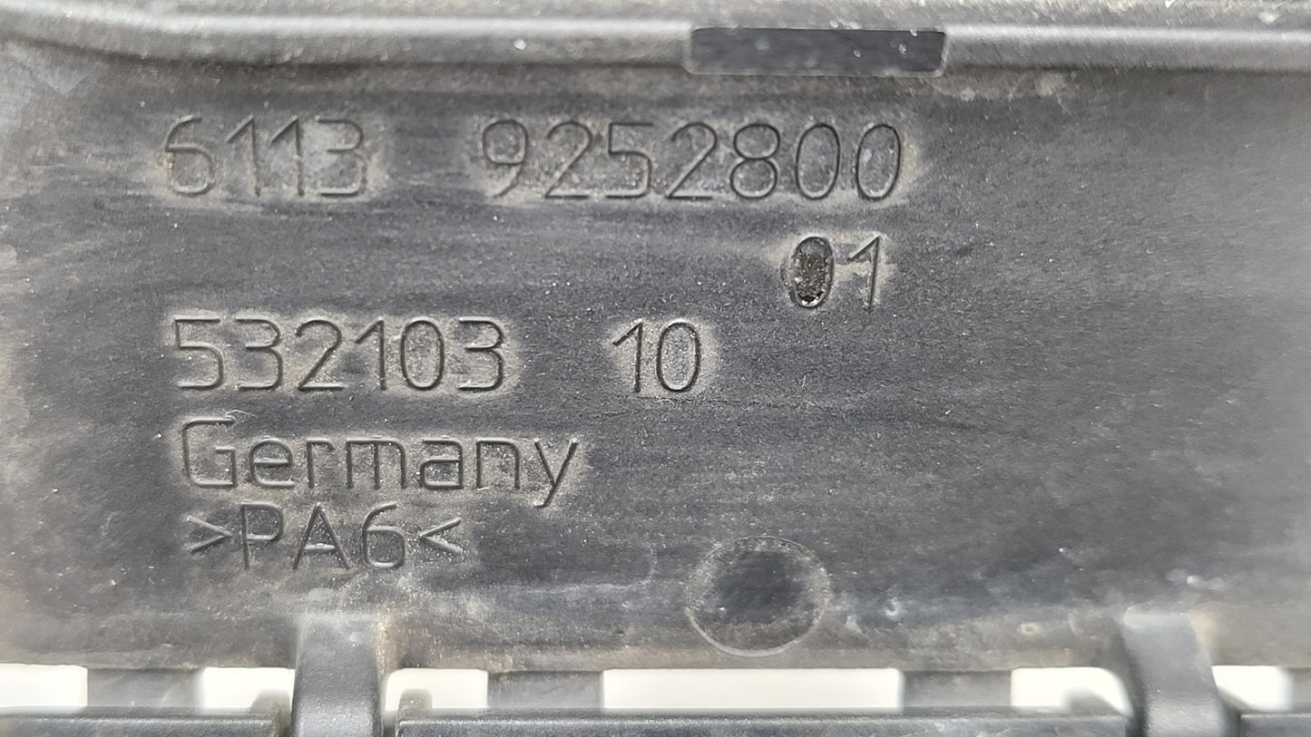 BMW 1 2 3 4 Series F20 F21 F22 F30 F31 F32 Plug-in Connection Bracket 9252800 - MPerformance.parts