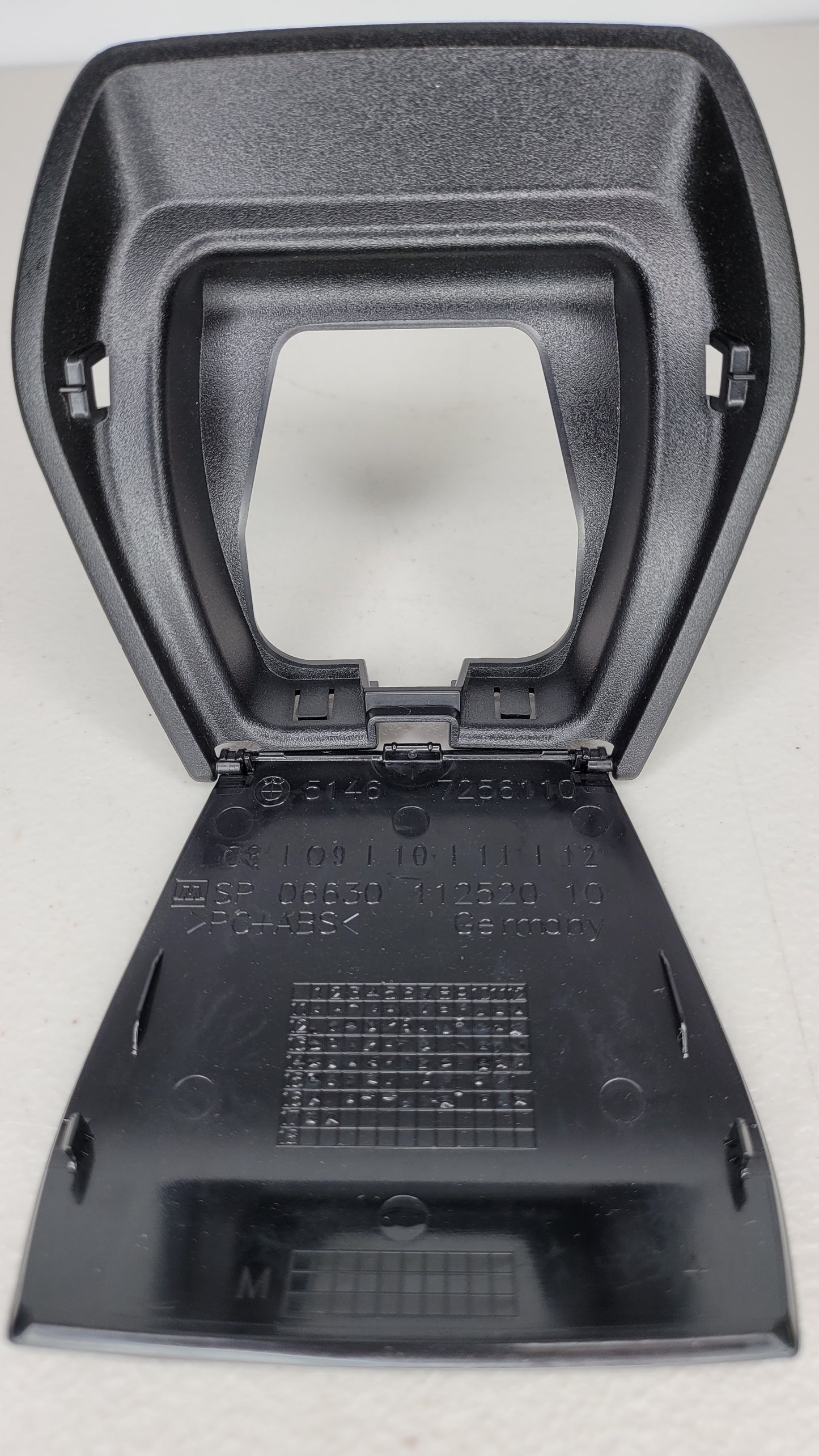 BMW 320I 328I F30 REAR 2ND ROW SEAT CHILD LOCK HOOK ANCHOR COVER OEM 51467256110 7256110 - MPerformance.parts