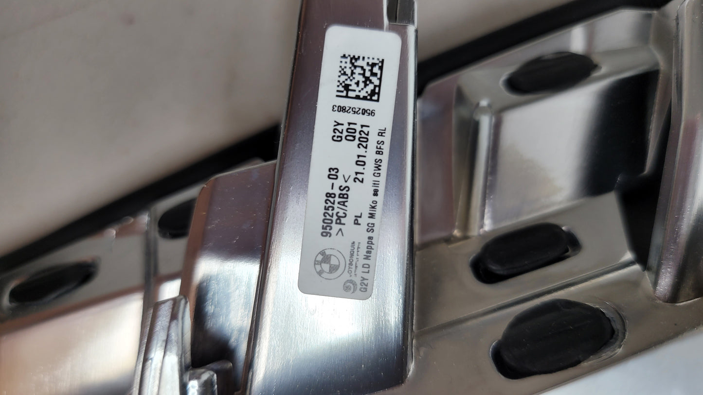 G80 M3 Passenger Knee Leather Panel - 9502528-03 - MPerformance.parts