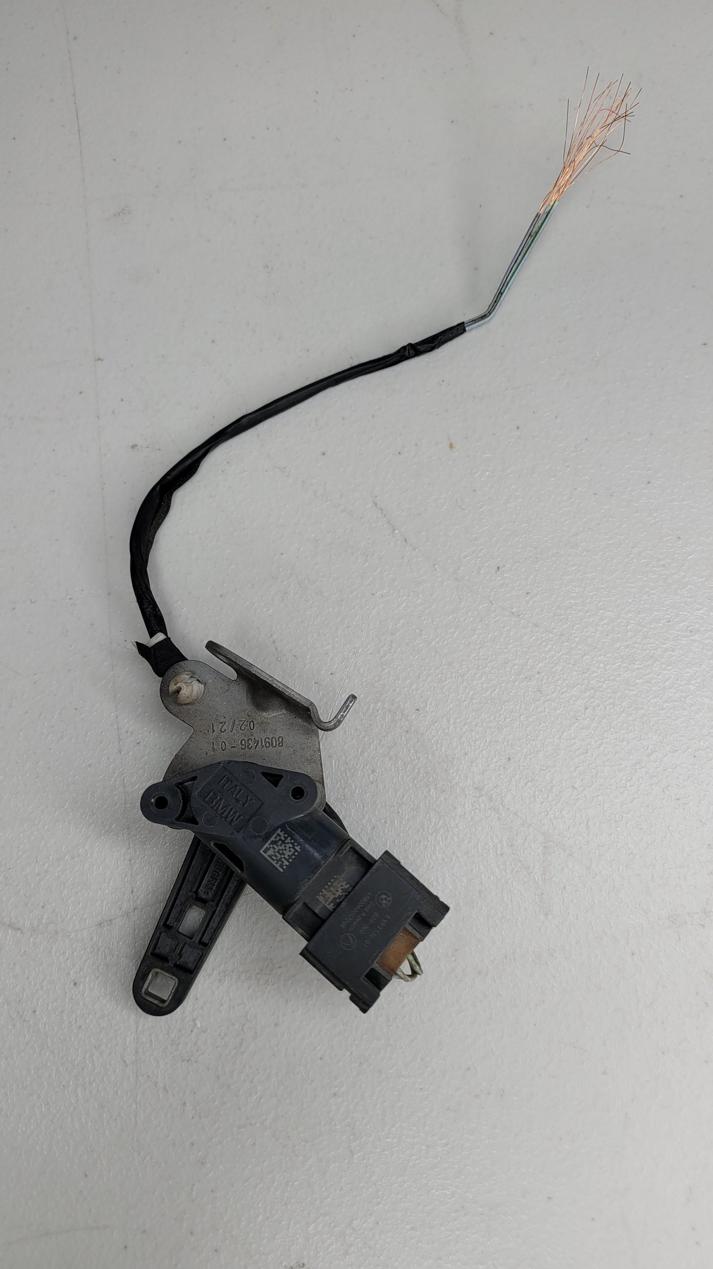 2023 BMW M240I OEM FRONT LEFT HEAD LIGHT LEVEL HEADLIGHT MODULE ASSEMBLY 6993514 - MPerformance.parts