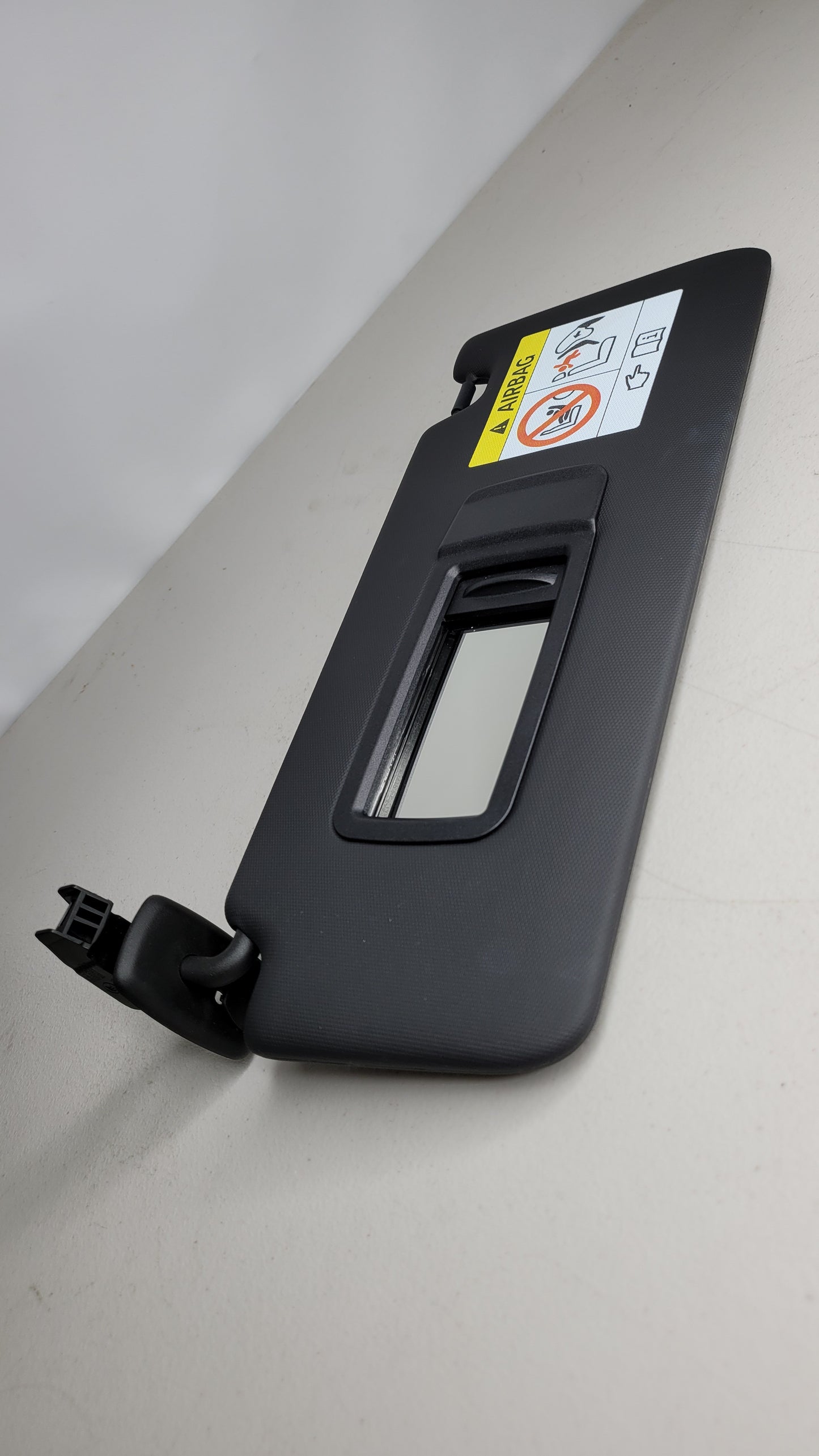 BMW M4 Competition G82 Sun visor left 8097331-04 - MPerformance.parts