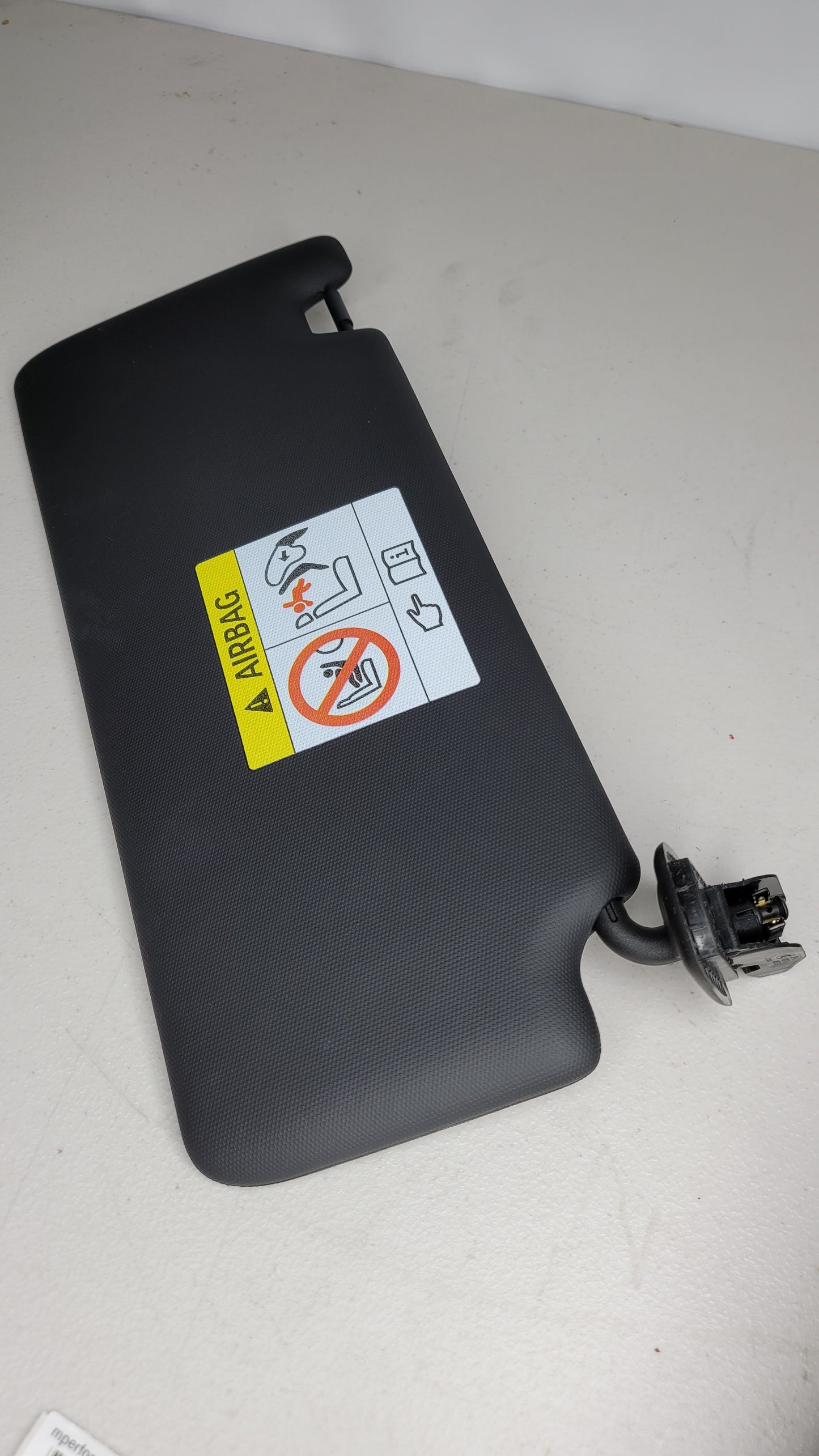 BMW M4 Competition G82 Sun visor left 8097331-04 - MPerformance.parts