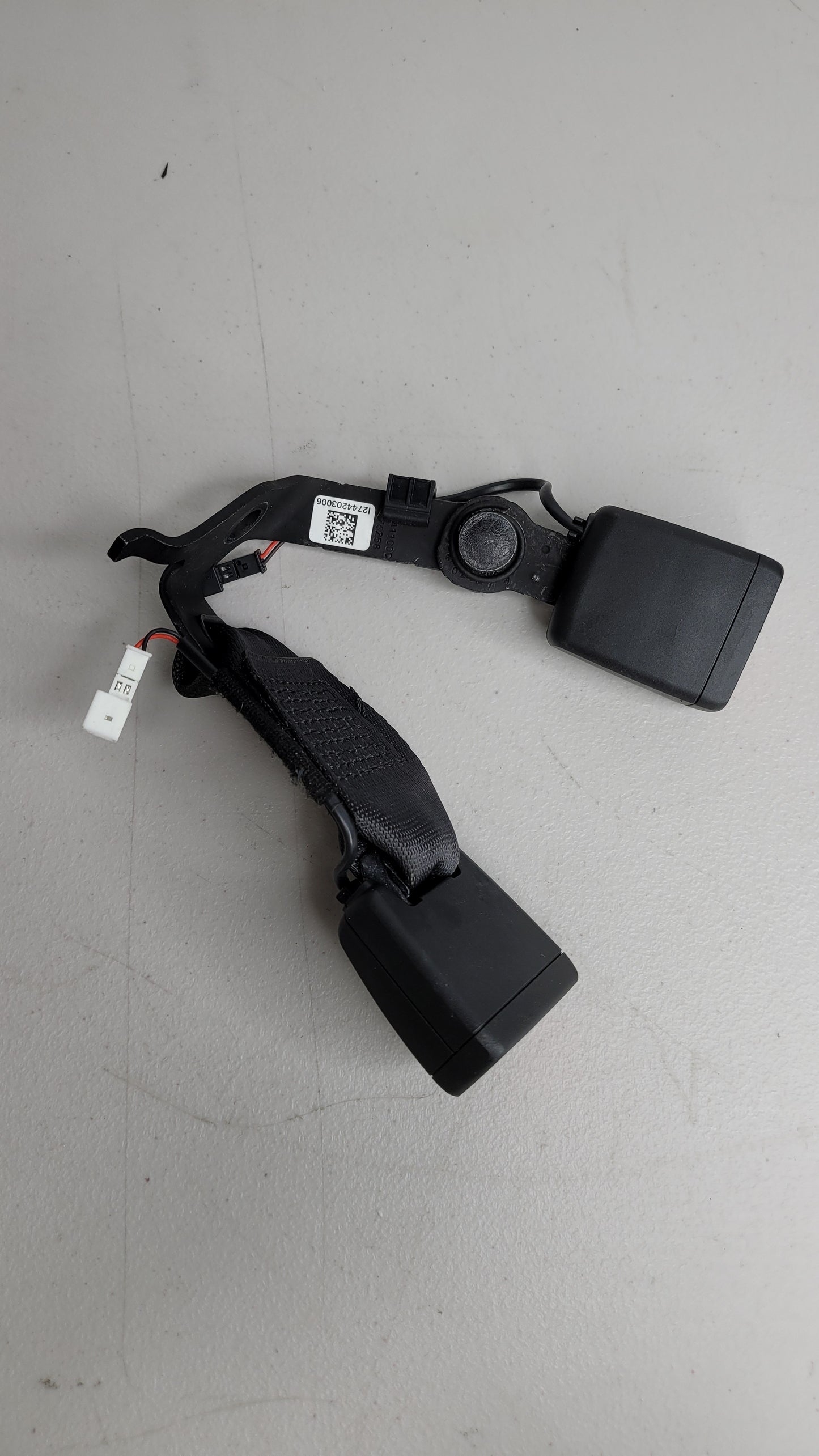 BMW M3 G80 Rear Seat Buckle 72117442030 Tilting lock - MPerformance.parts