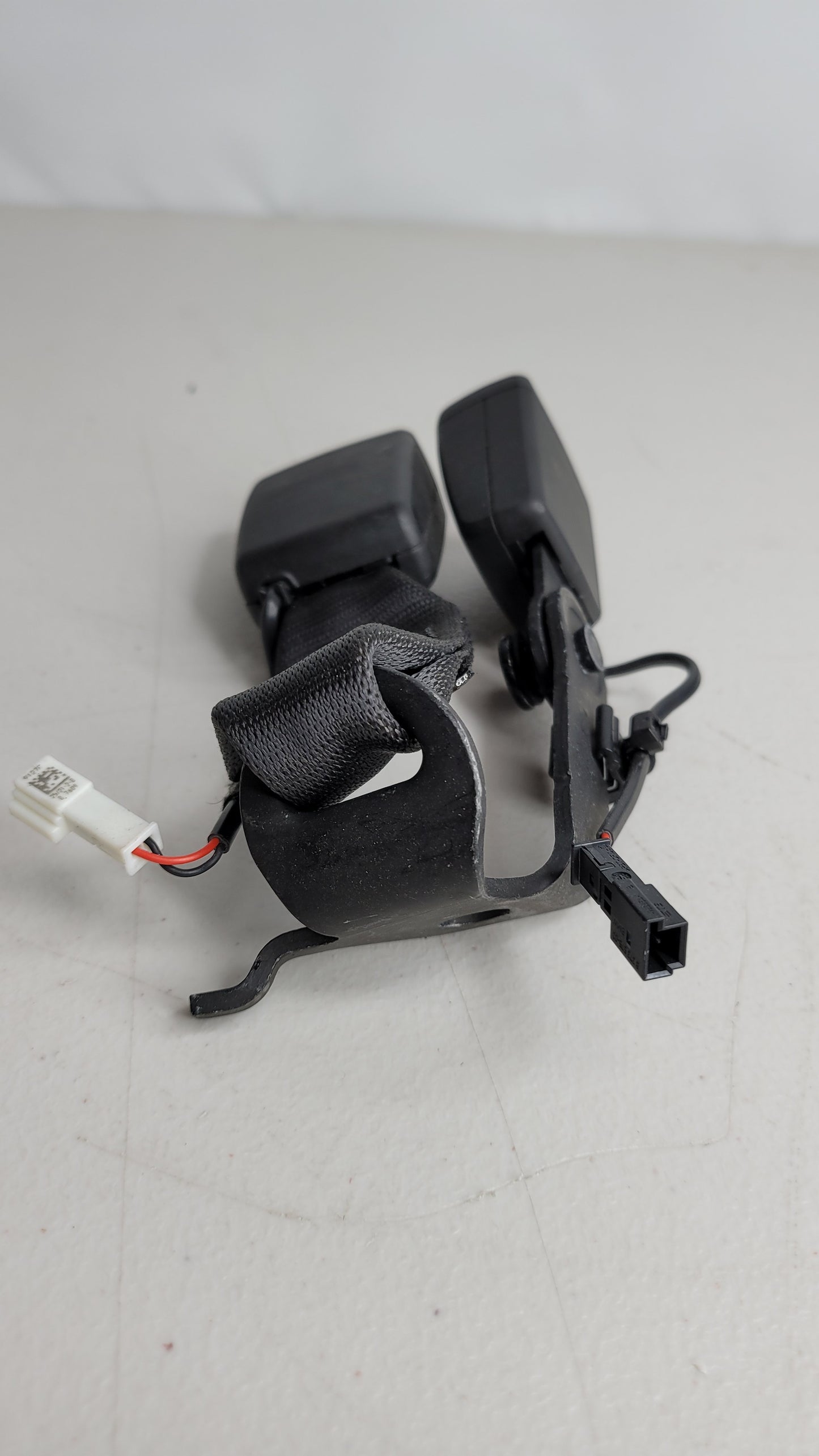 BMW M3 G80 Rear Seat Buckle 72117442030 Tilting lock - MPerformance.parts