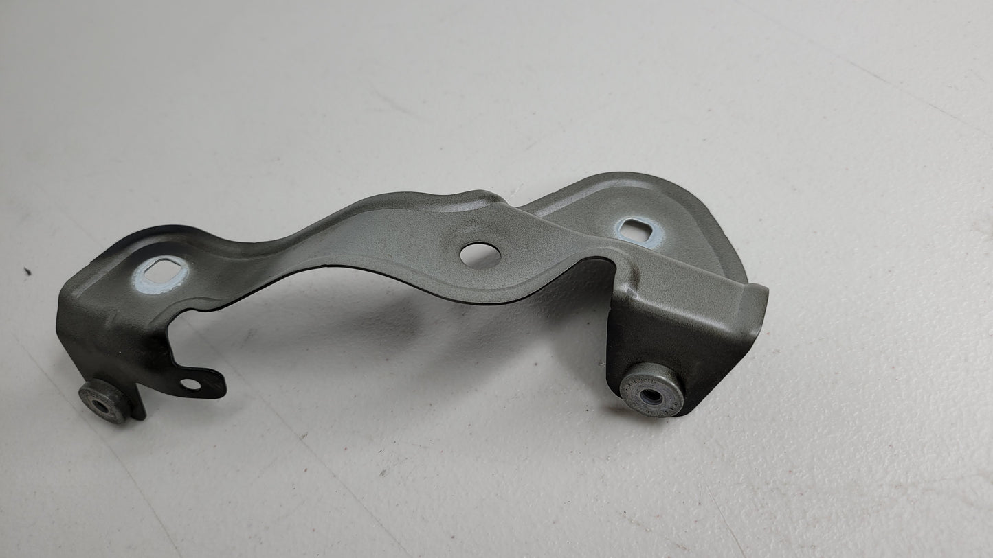 BMW 3 SERIES WING MOUNTING BRACKET LH 7486805 - MPerformance.parts