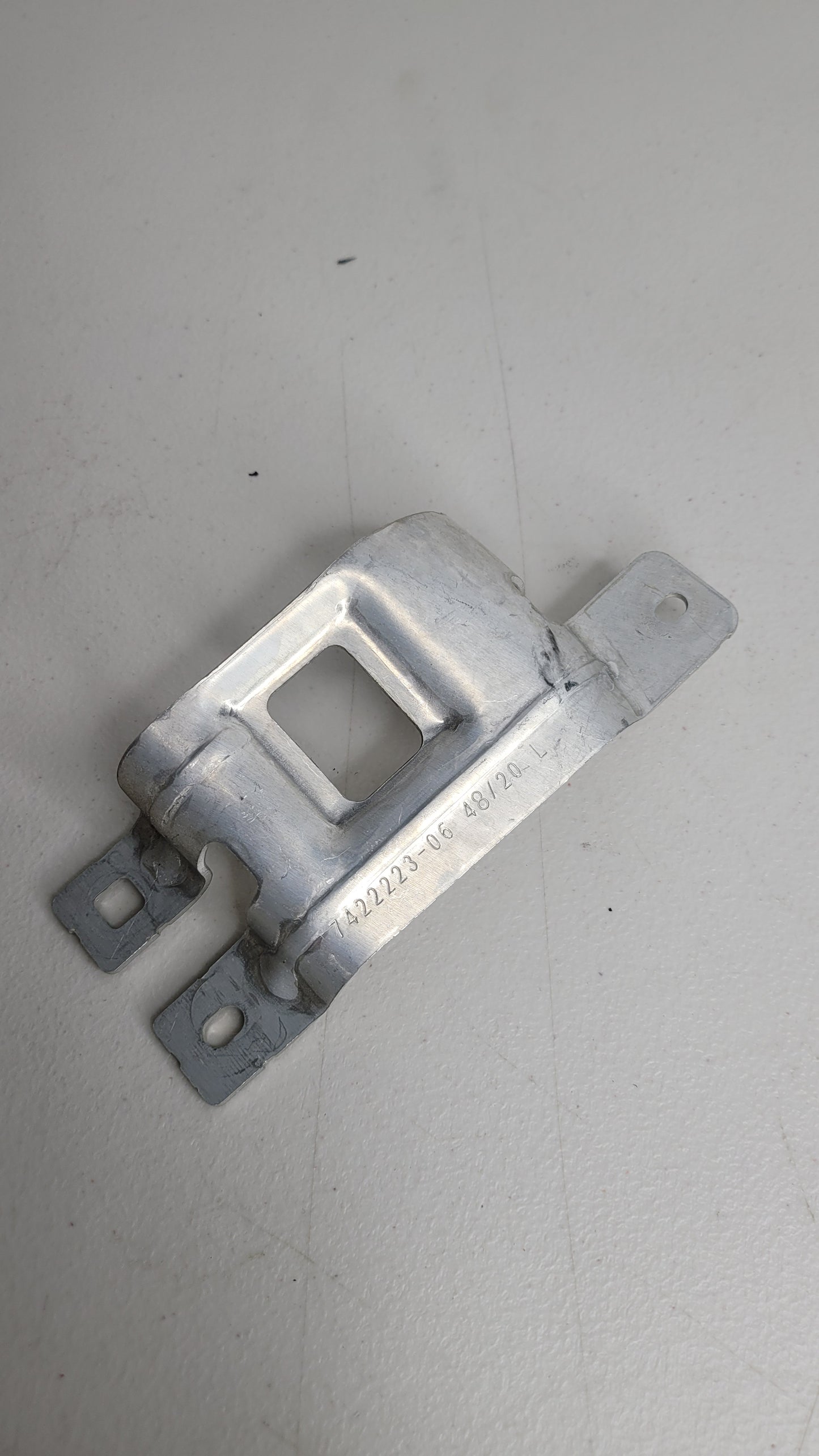 BMW 3 G20 G21 Front Bumper Left Vertical Connection 51117422223 - MPerformance.parts