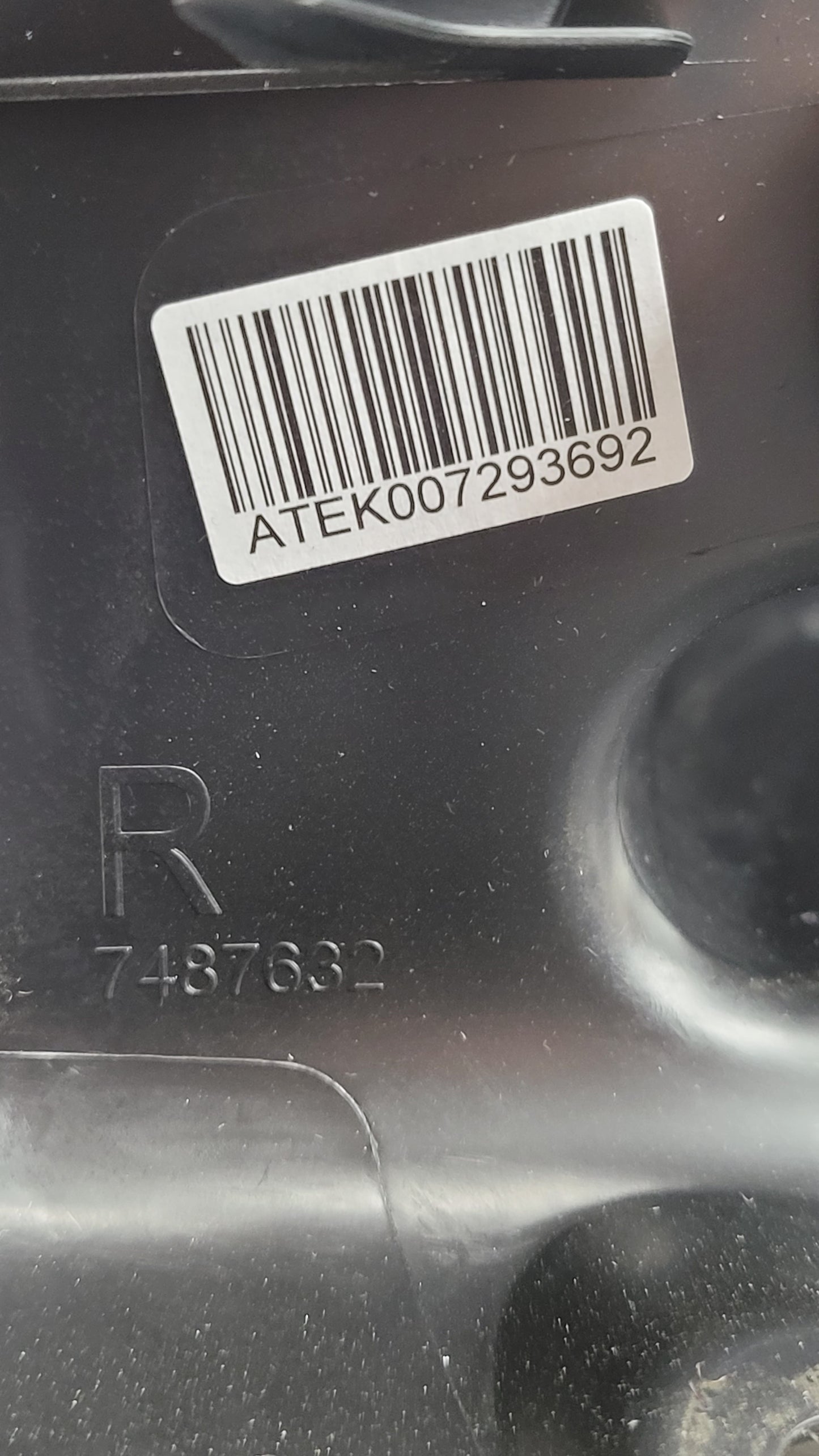 BMW G22 G82 Boot Hinge Cover 7487632 - MPerformance.parts