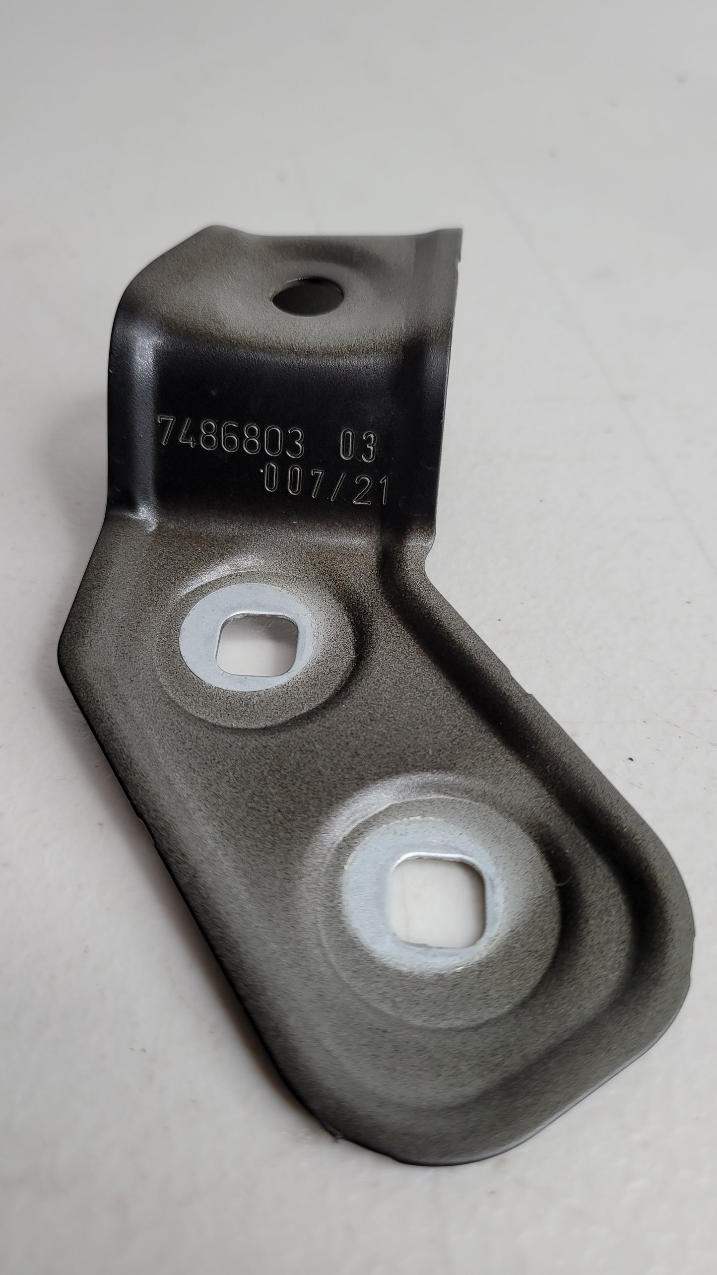 BMW 3 G80 G81 4 G22 G23 G26 G82 G83 Front Left Fender Holder 2024 7486803 OEM - MPerformance.parts