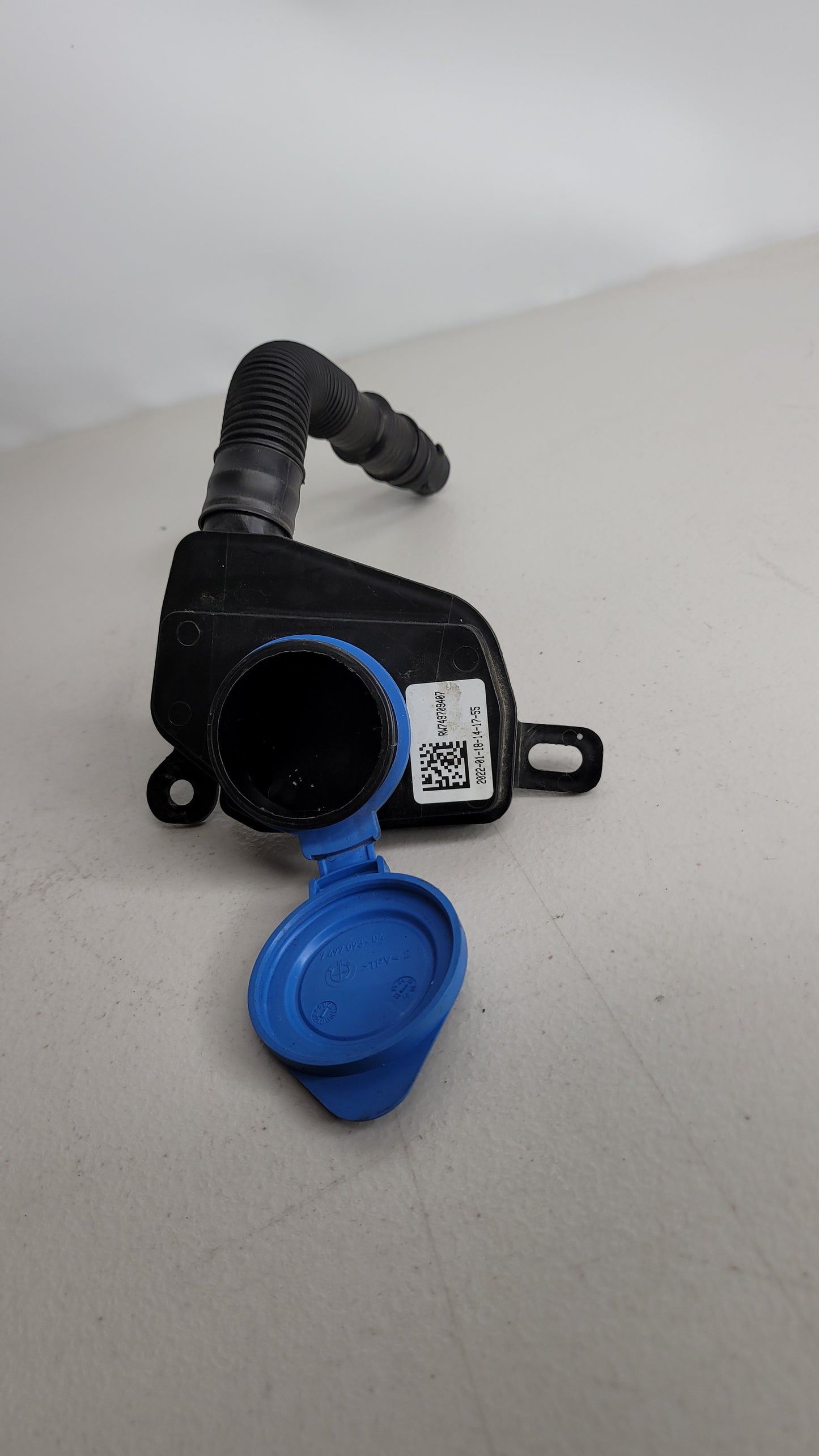 G80 M3 Washer Bottle Cap/Hose - RW749709407 - MPerformance.parts