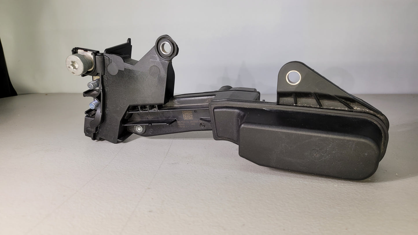 BMW M3 Competition Fuse Box G80 21-23 OEM 6842529-02 - MPerformance.parts