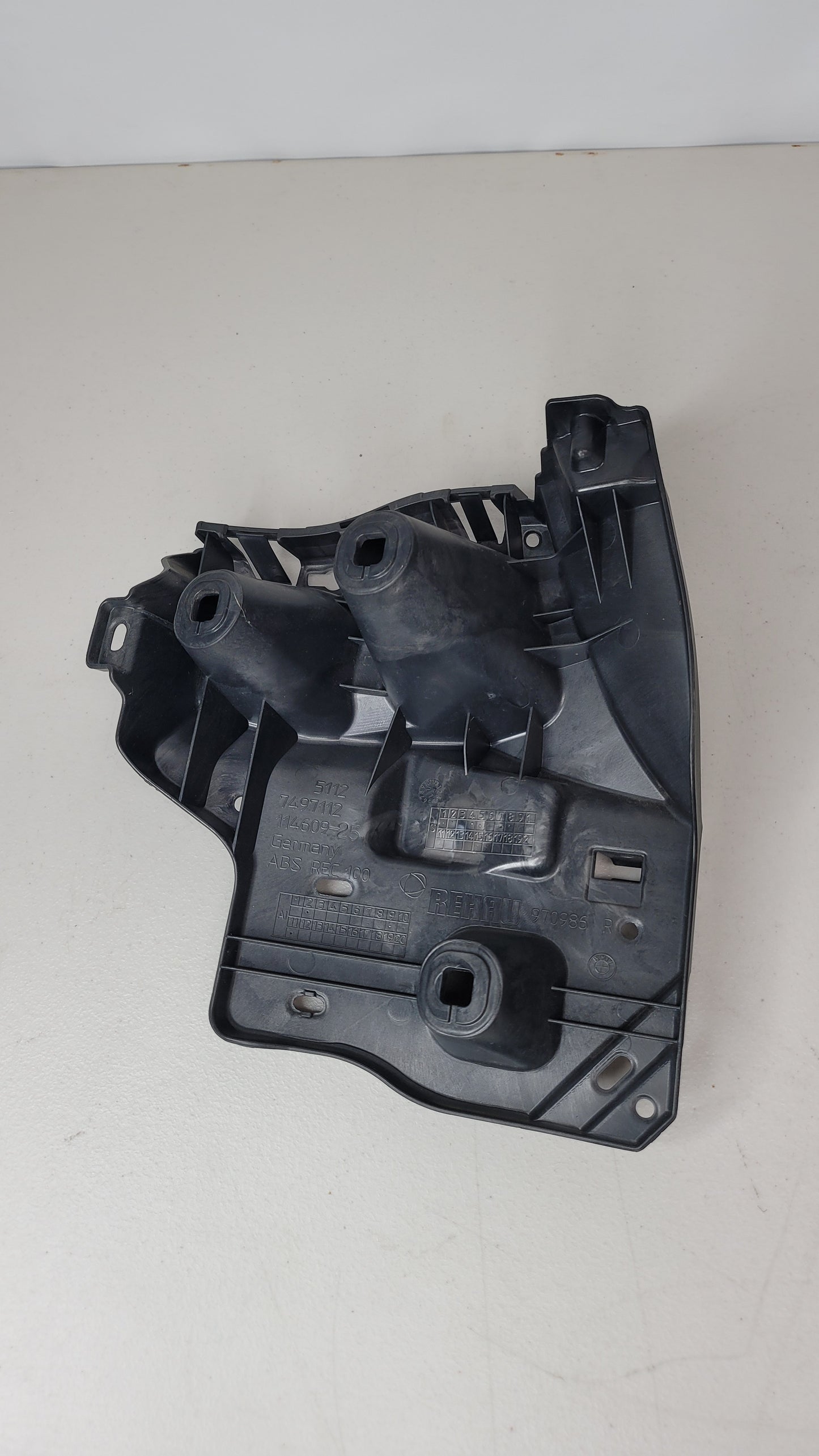 BMW M3 M4 G80 G82 G83 REAR RIGHT BUMPER BRACKET LATERAL MOUNT 7497112 - MPerformance.parts