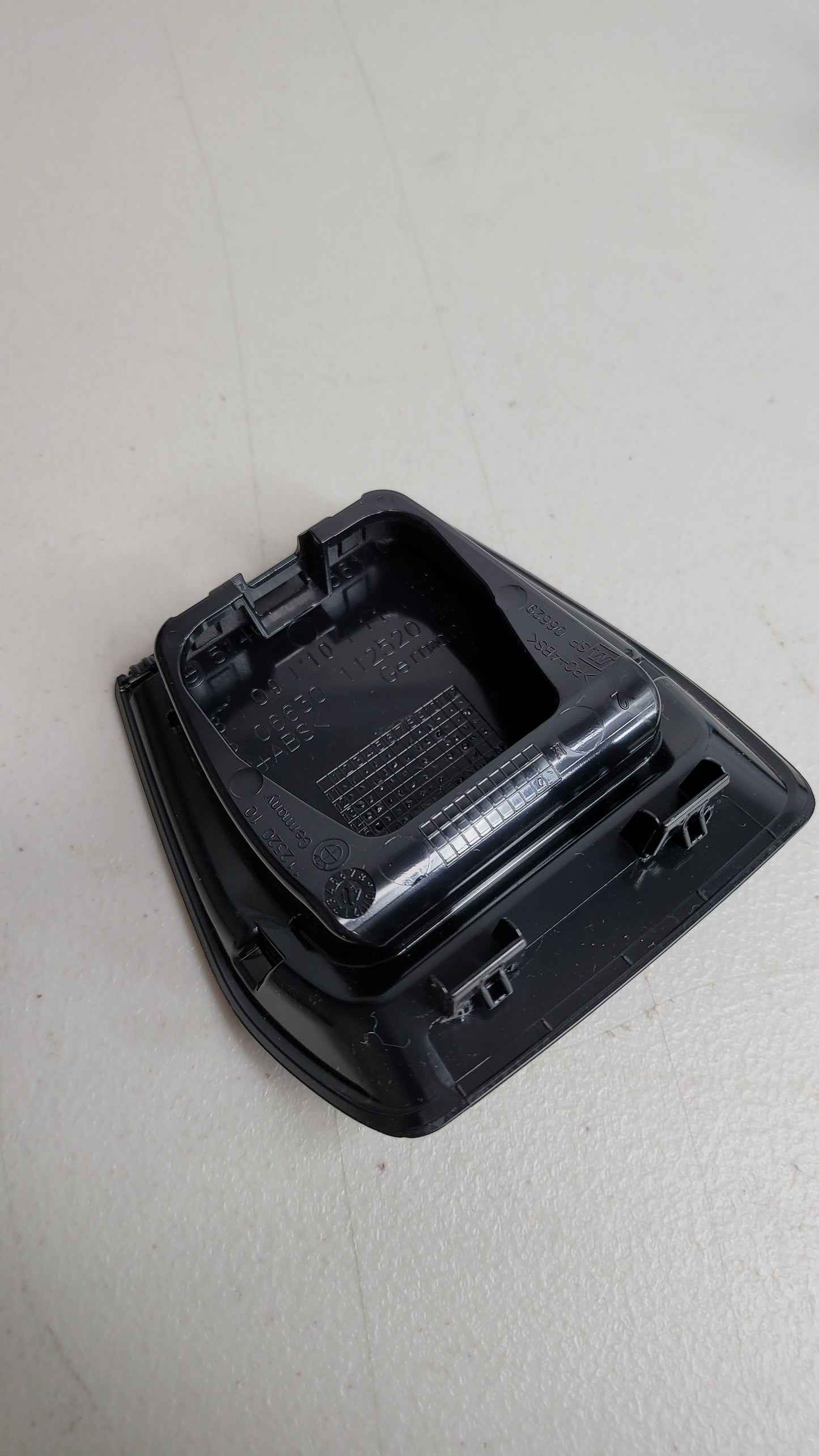 BMW 3 F30 F80 Rear Child Seat Isofix Cover Trim Black Lid Panel 112520-10 - MPerformance.parts
