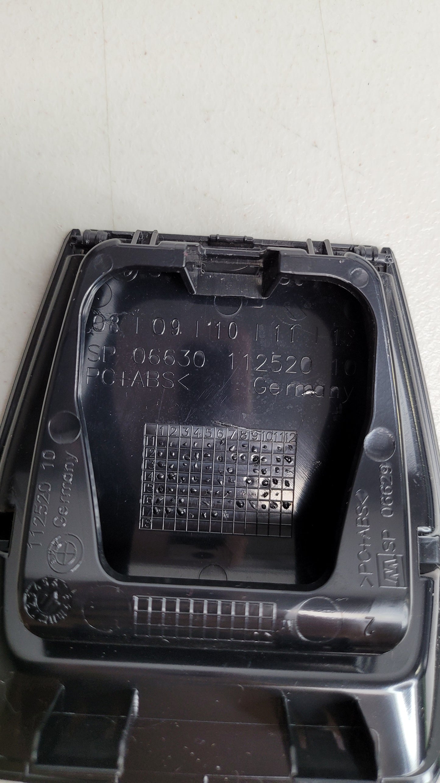 BMW 3 F30 F80 Rear Child Seat Isofix Cover Trim Black Lid Panel 112520-10 - MPerformance.parts