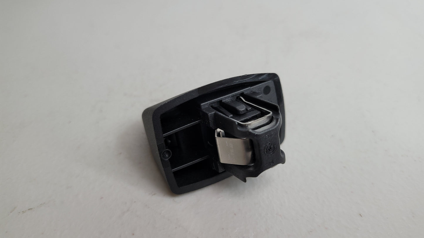 BMW 3 SERIES F80 SUN VISOR HOLDER BRACKET HOOK 7277251 - MPerformance.parts