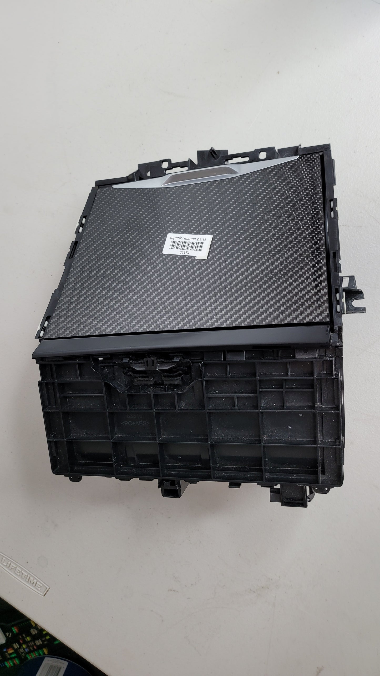 BMW 3 Series G80 G21 4 Series G22 G23 M3 Storage compartment center console front WCA/NFC 6806797 - MPerformance.parts