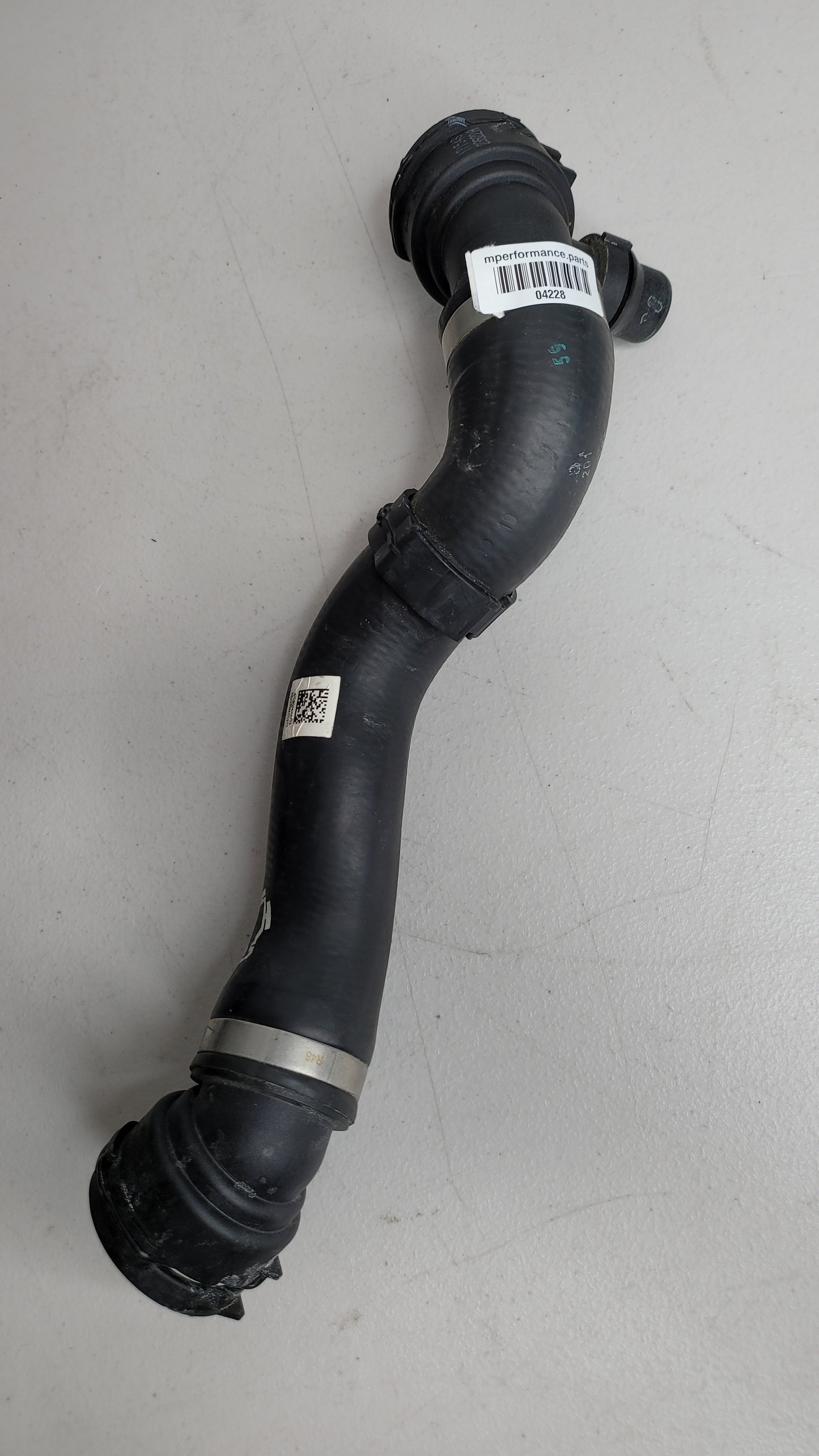 Genuine BMW Lower Hose 17128096427 - MPerformance.parts