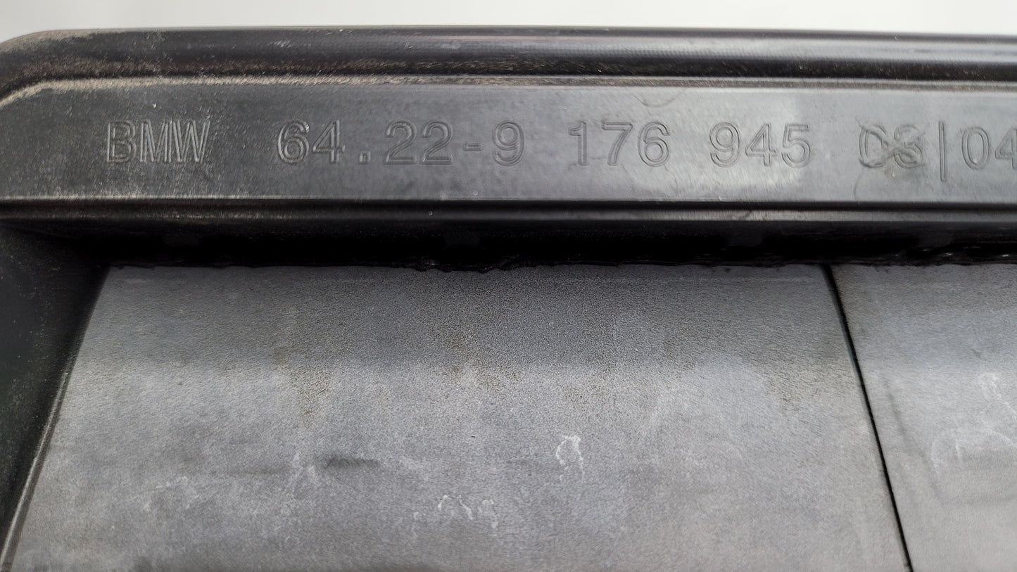 BMW G80 REAR LEFT SIDE QUARTER LOWER PRESSURE AIR VENT 64229176945 - MPerformance.parts