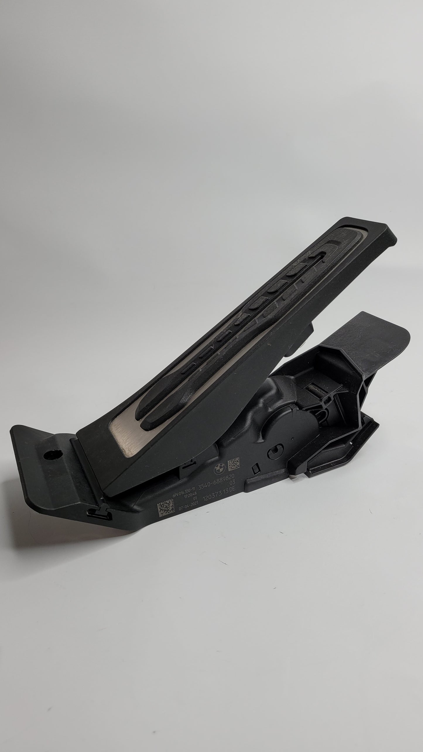 BMW M3 G80 ACCELERATOR PEDAL - 3540-6889820 - MPerformance.parts