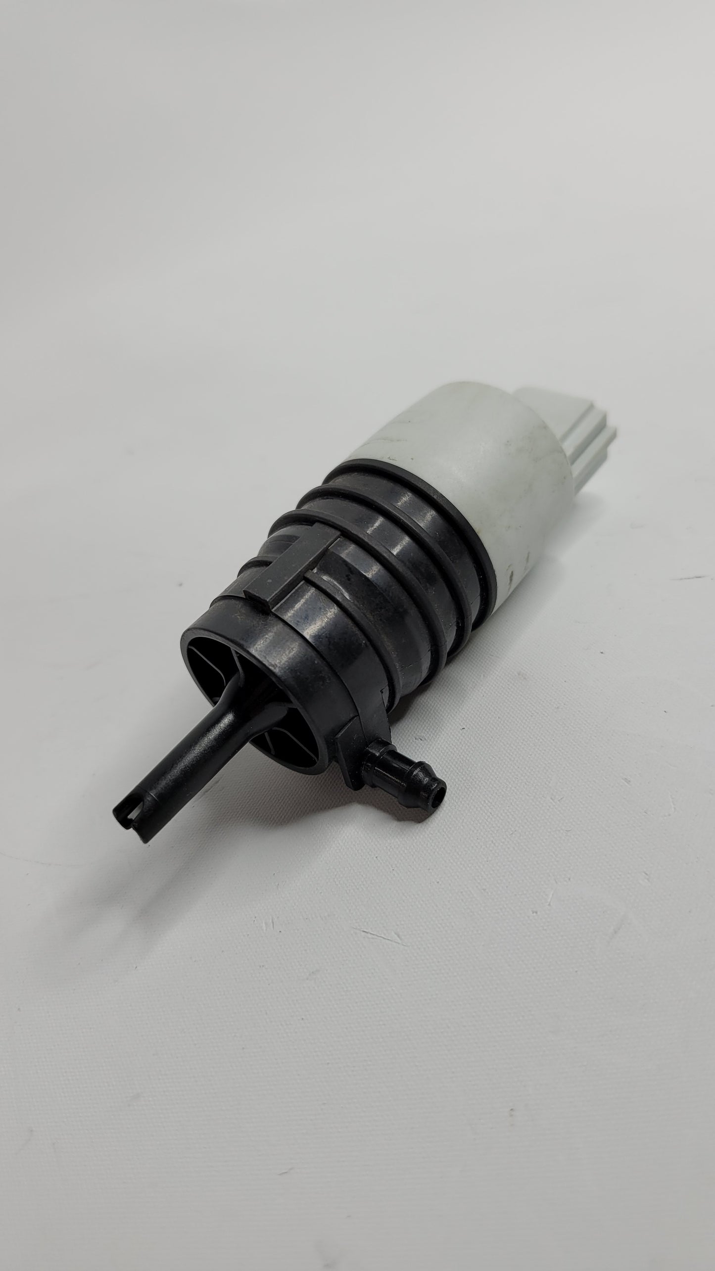 BMW G80 M3 Windscreen Wash Washer Pump 7298309 - MPerformance.parts