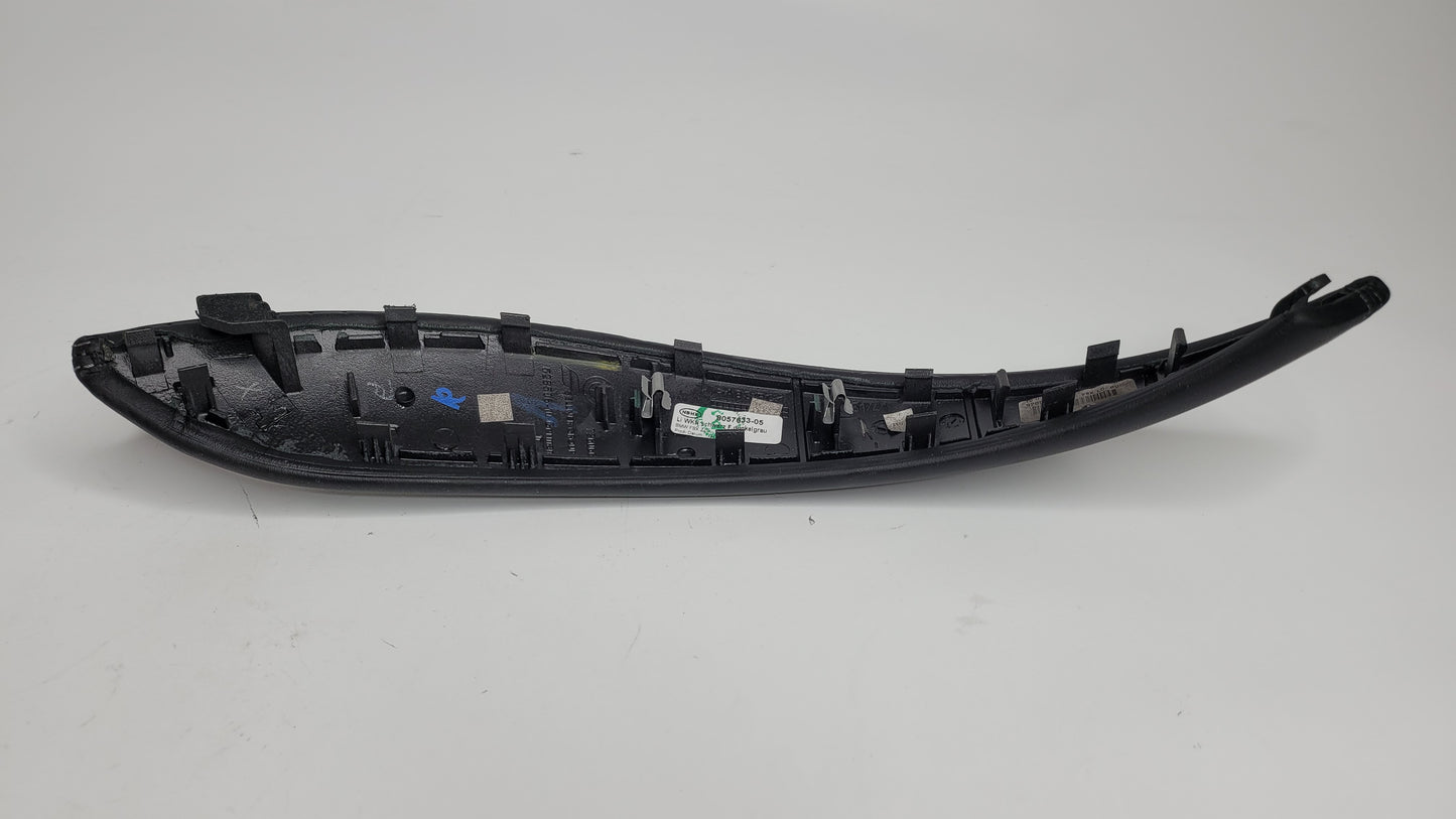 BMW F80 F82 M3 M4 Left Front Door Panel Pull Handle Leather Black 8057633-05 - MPerformance.parts