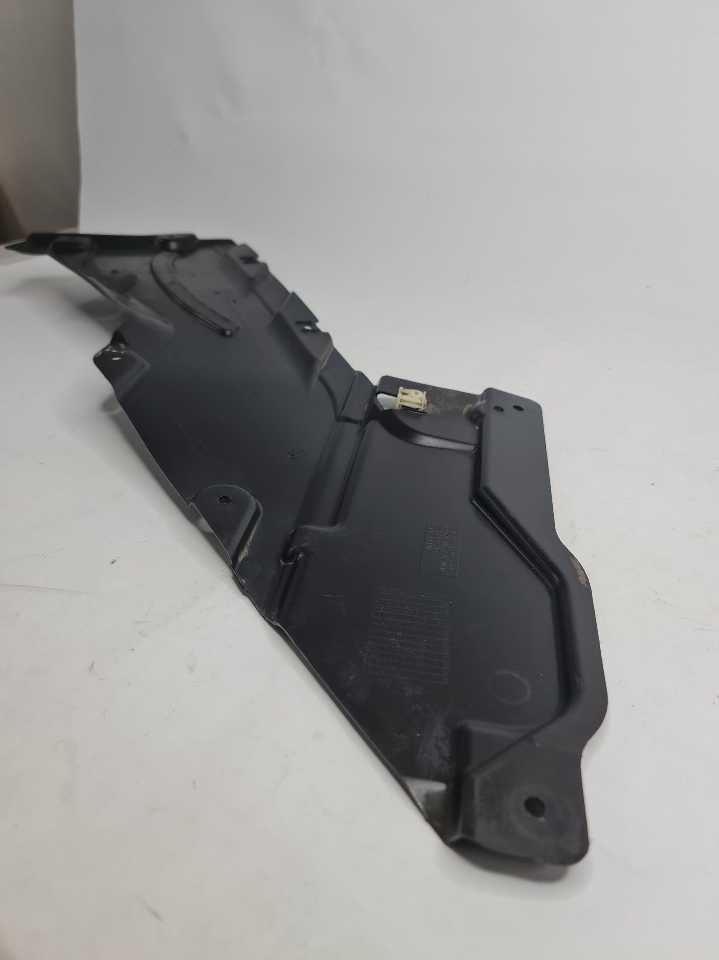 BMW M3 M4 G80 G82 G83 UNDERBODY PANELLING TRIM RIGHT SIDE 8080540 - MPerformance.parts