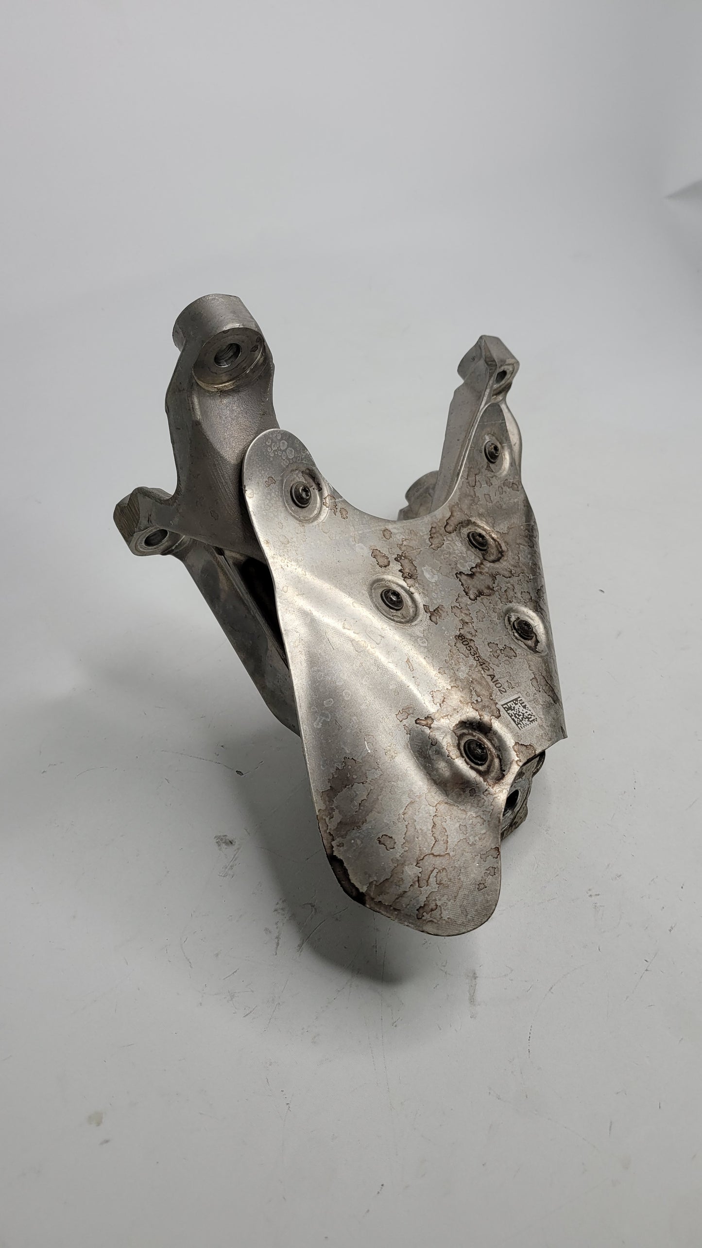 BMW M3 M4 G80 G82 G83 ENGINE SUPPORT BRACKET RIGHT SIDE 8053542 - MPerformance.parts