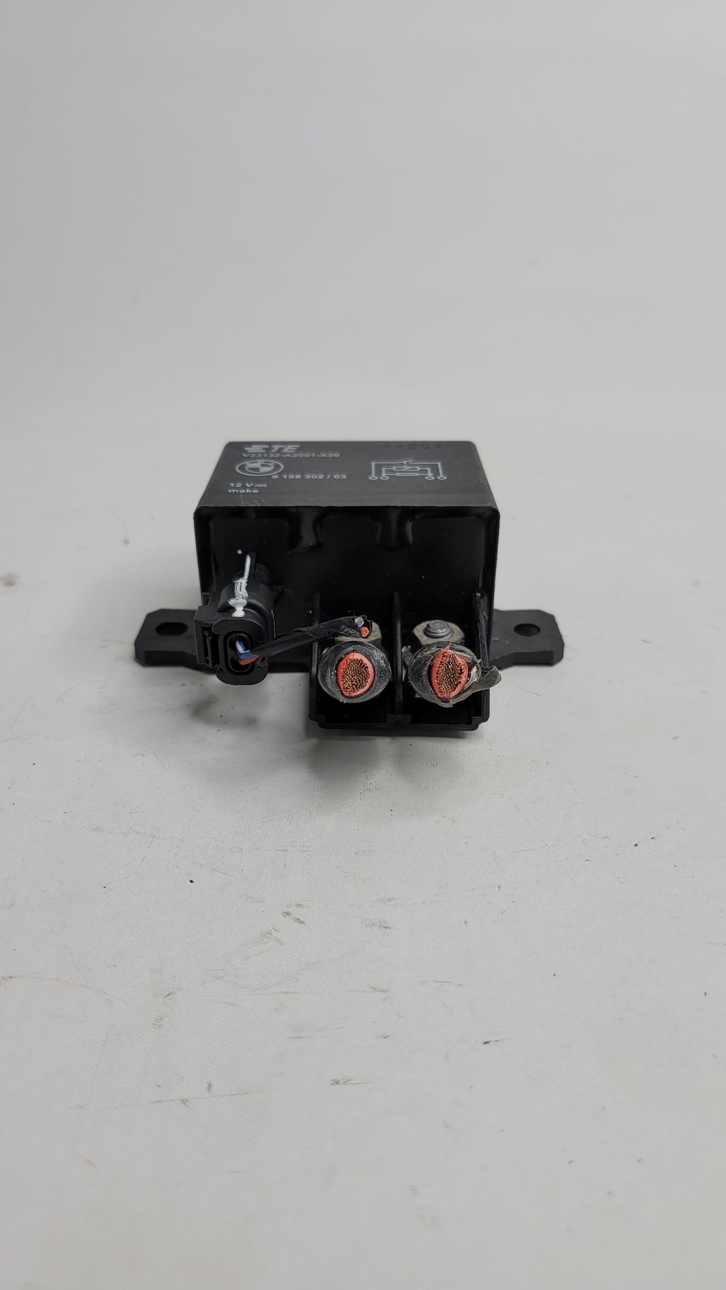 BMW Starter Relay Control Module 9198302-03 - MPerformance.parts