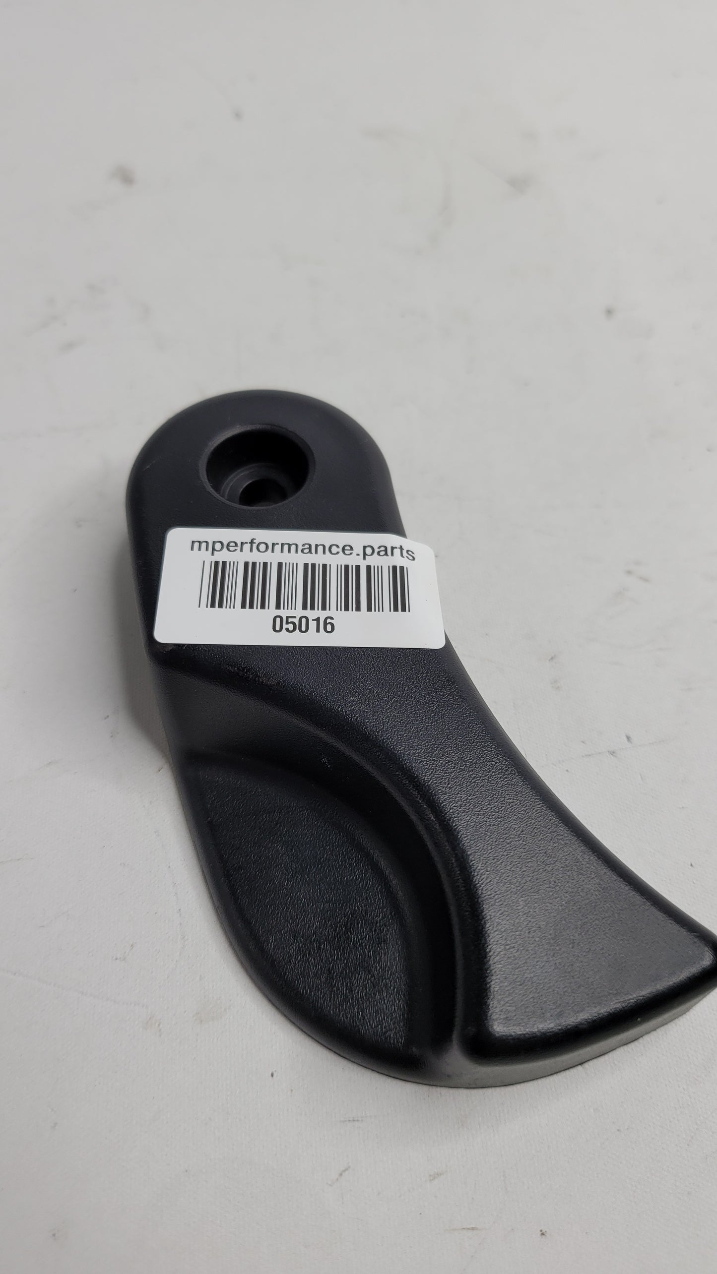 BMW F80 M3 Bonnet Release Handle 7309608 - MPerformance.parts