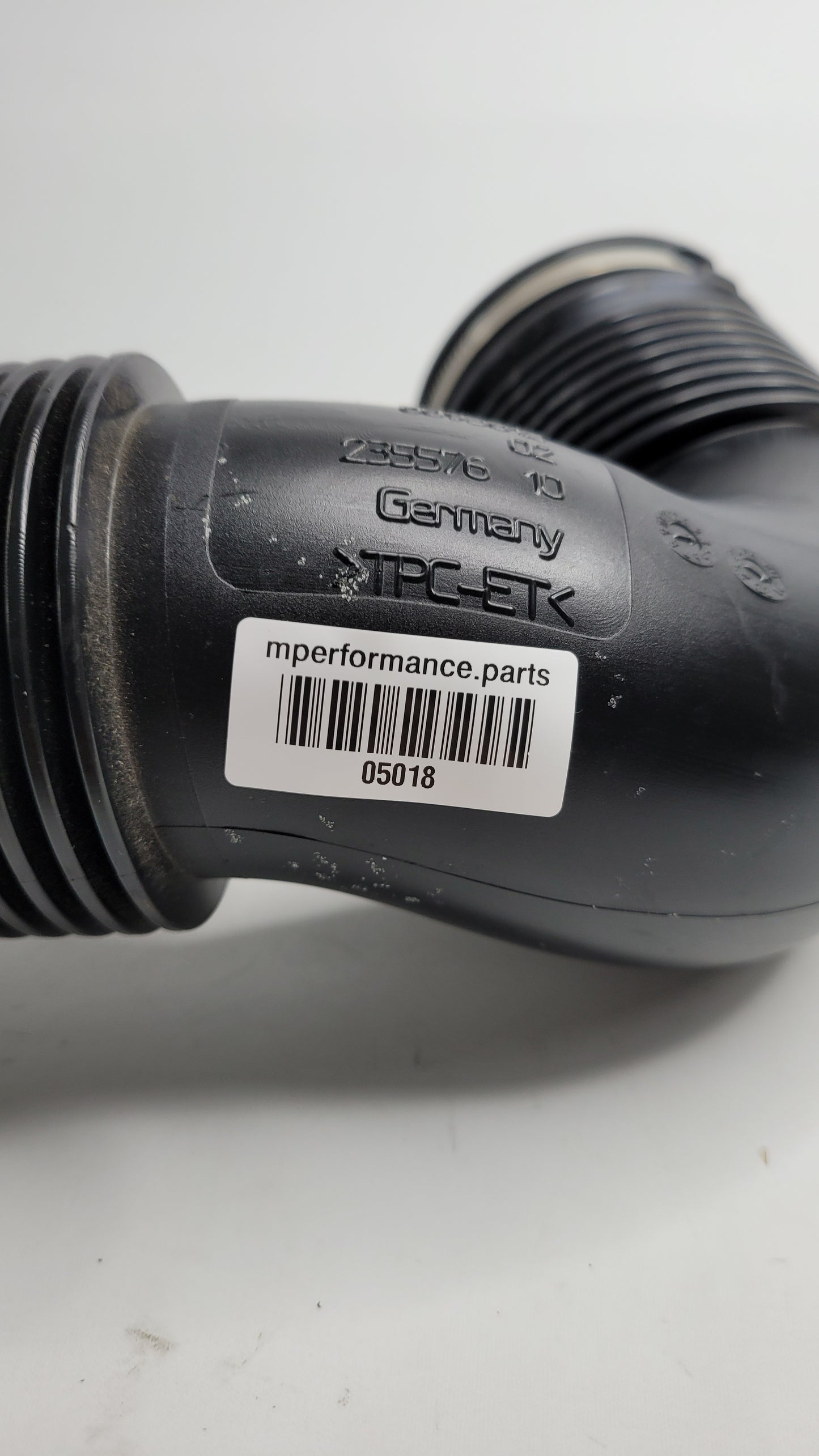 BMW M3 G80 3.0L RWD FRONT RIGHT AIR INTAKE FILTER TUBE HOSE PIPE 8095812 - MPerformance.parts