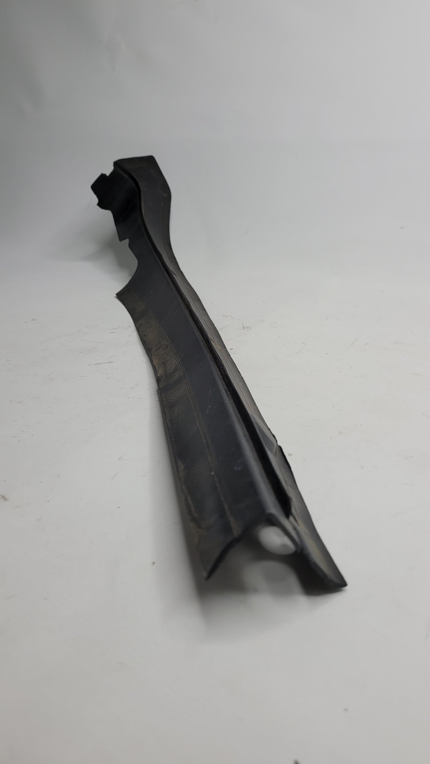 BMW M3 F80 Front Guard Fender Top Seal Trim Cover LHS 7264273 - MPerformance.parts