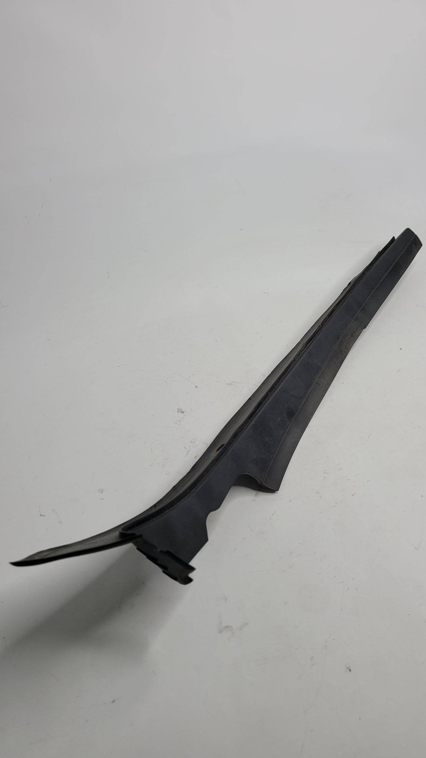 BMW M3 F80 Front Guard Fender Top Seal Trim Cover LHS 7264273 - MPerformance.parts