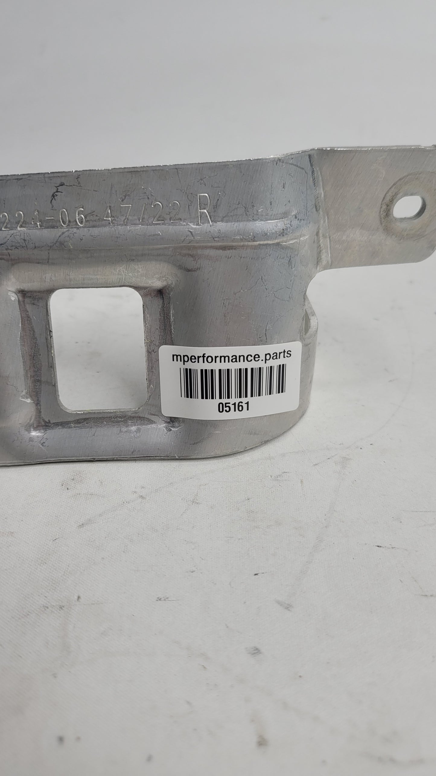 BMW M3 G80 FRONT BUMPER RIGHT MOUNT VERTICAL CONNECTION 7422224 - MPerformance.parts