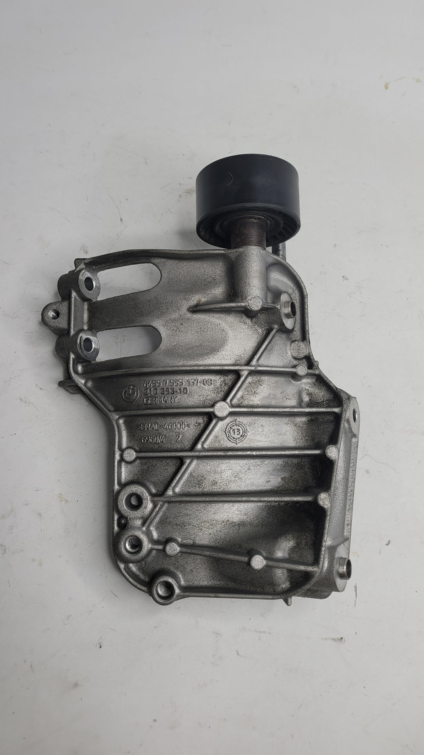 BMW 4 SERIES F82/F83 M4 A/C COMPRESSOR BRACKET 64557585167 - MPerformance.parts