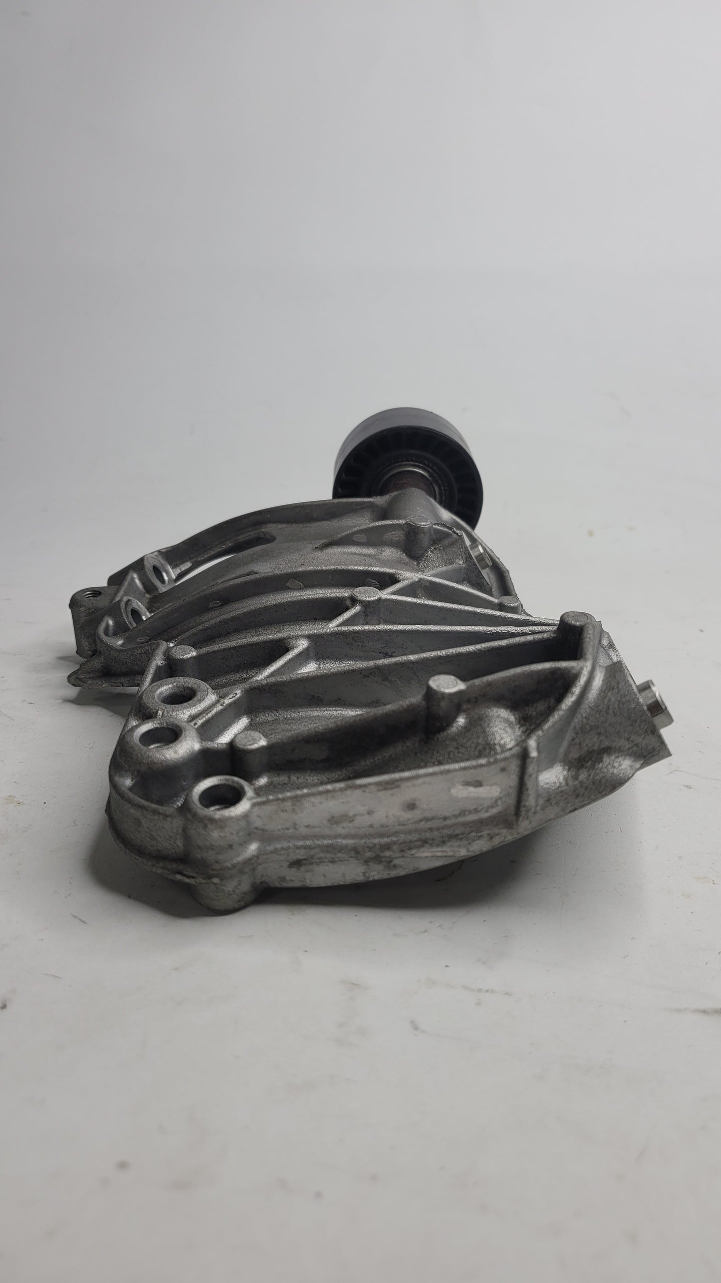 BMW 4 SERIES F82/F83 M4 A/C COMPRESSOR BRACKET 64557585167 - MPerformance.parts