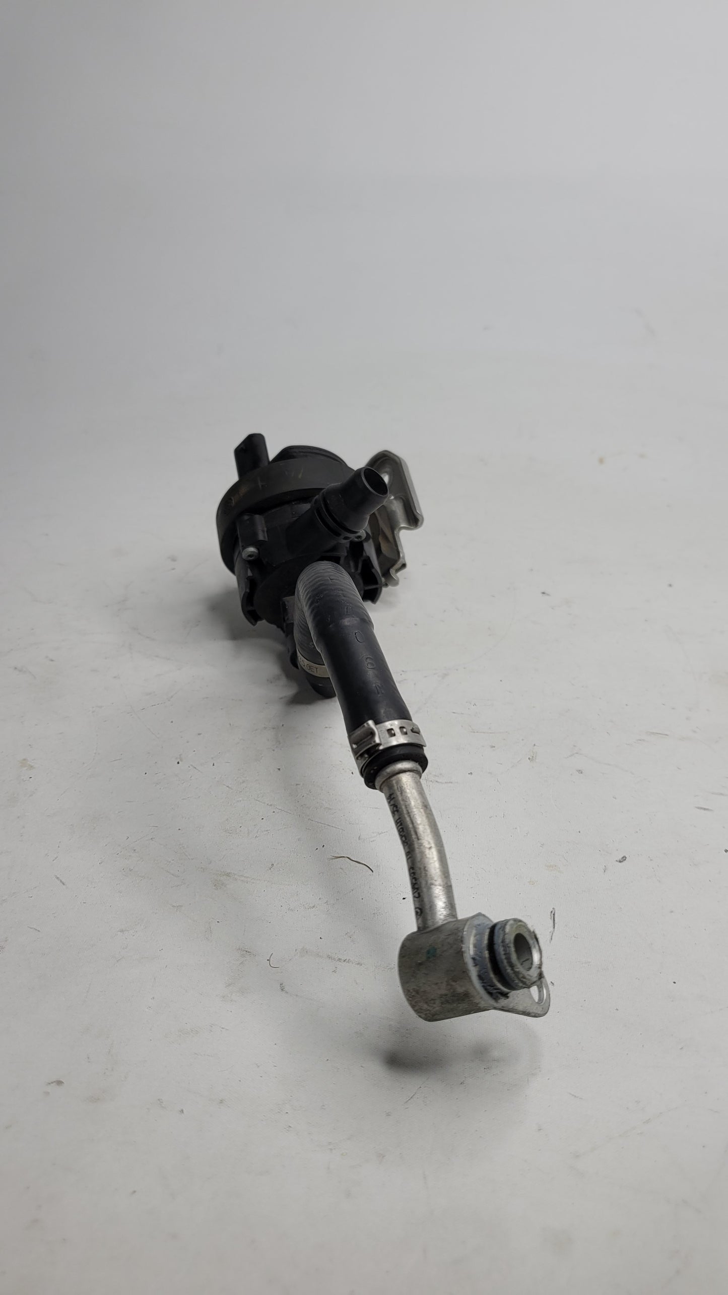 F80 BMW M3 AUXILIARY WATER PUMP 3.0 PETROL 7850568 - MPerformance.parts