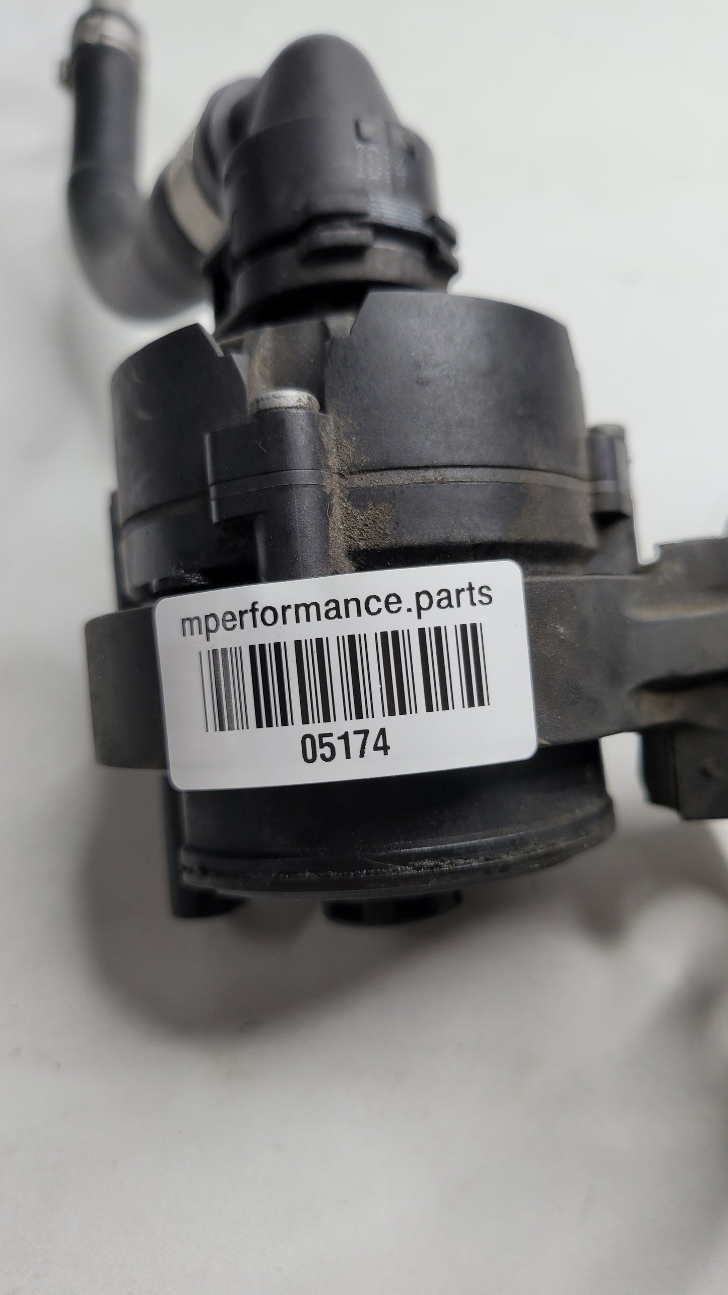 F80 BMW M3 AUXILIARY WATER PUMP 3.0 PETROL 7850568 - MPerformance.parts
