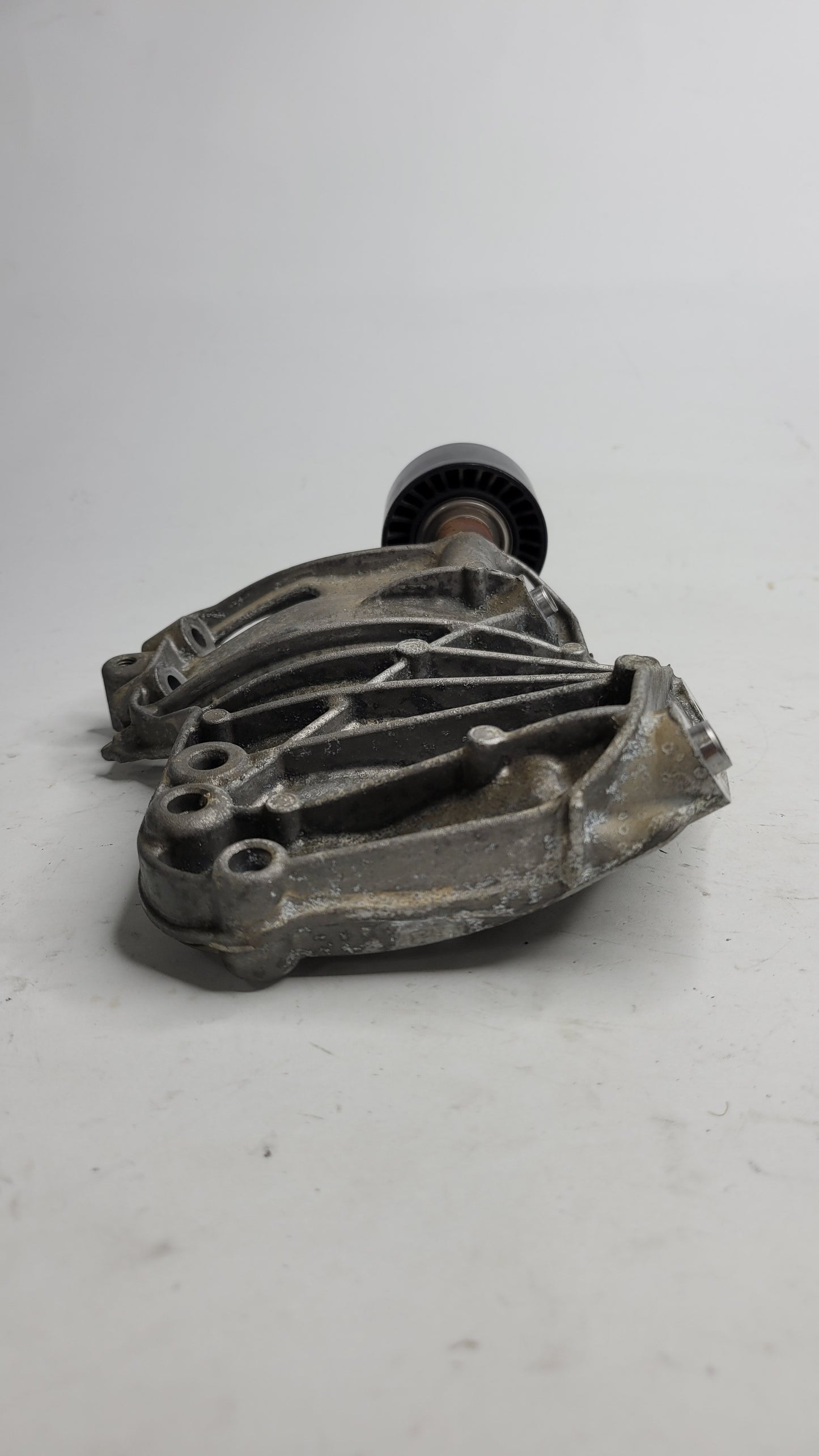 BMW M3 F80 2014 S55 Engine Alternator Bracket 7585167 - MPerformance.parts