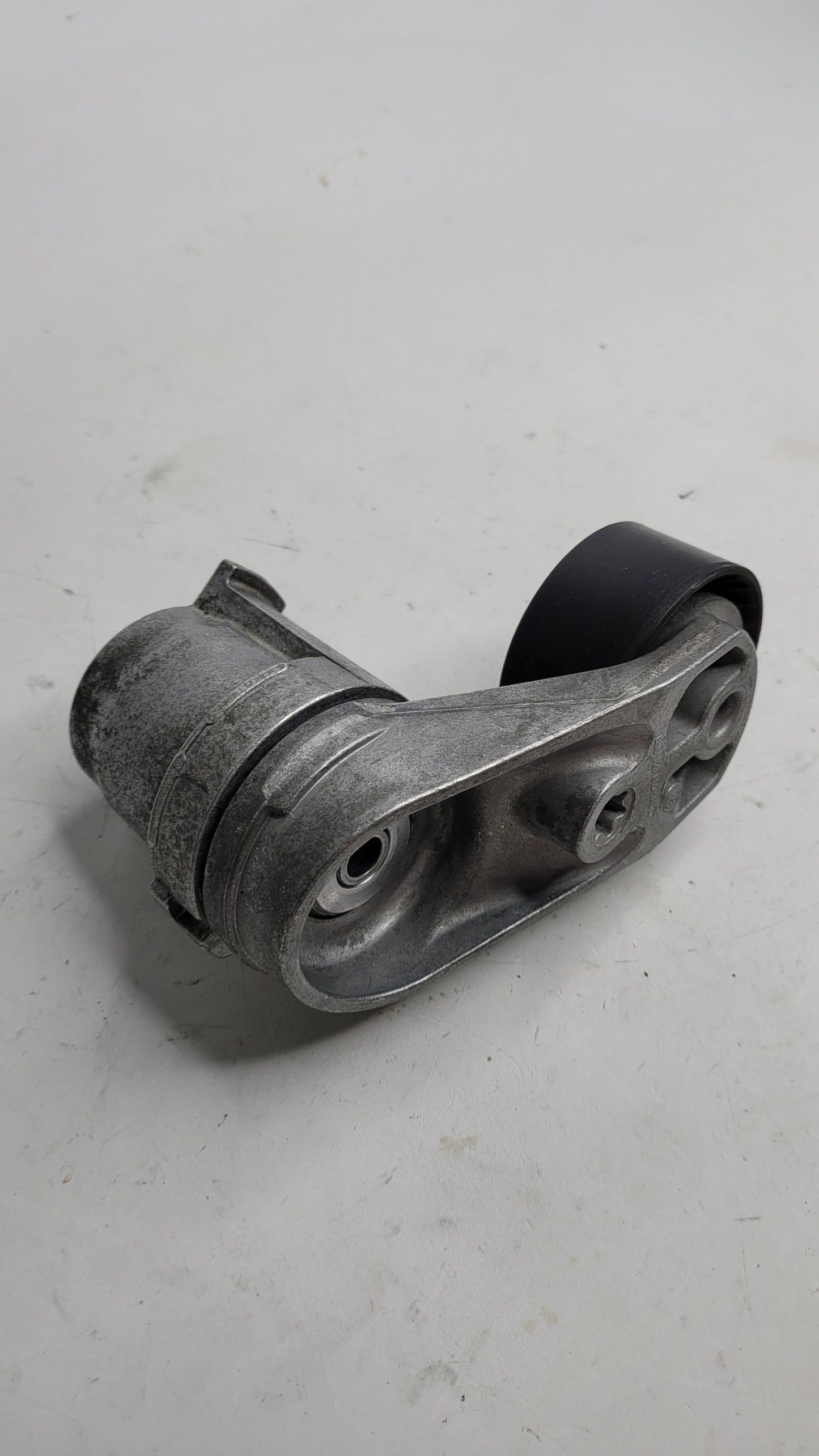 BMW M3 F80 S55 Engine Drive Belt Tensioner 8604266 - MPerformance.parts