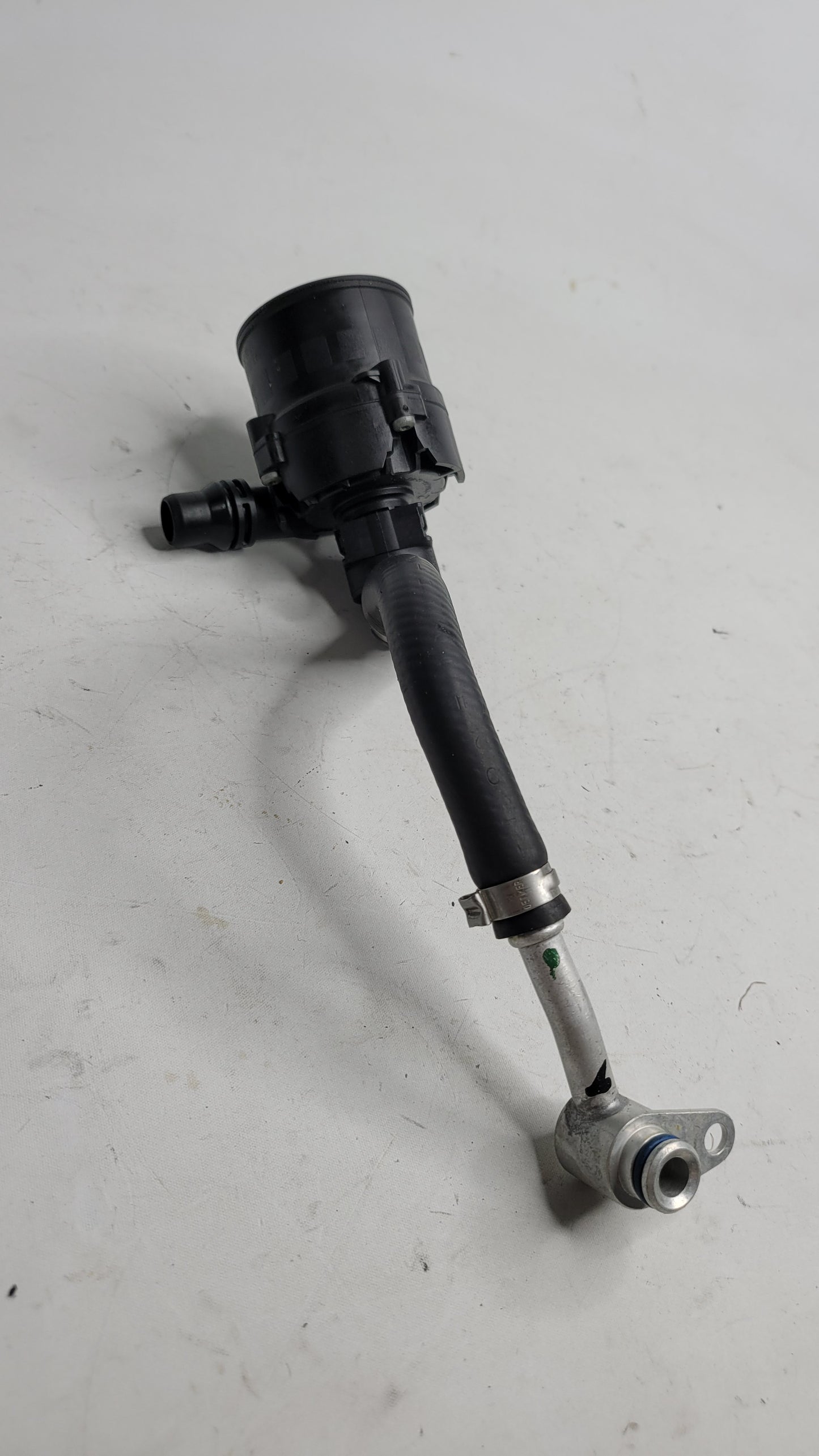 F80 BMW M3 AUXILIARY WATER PUMP 3.0 PETROL 7850568 - MPerformance.parts