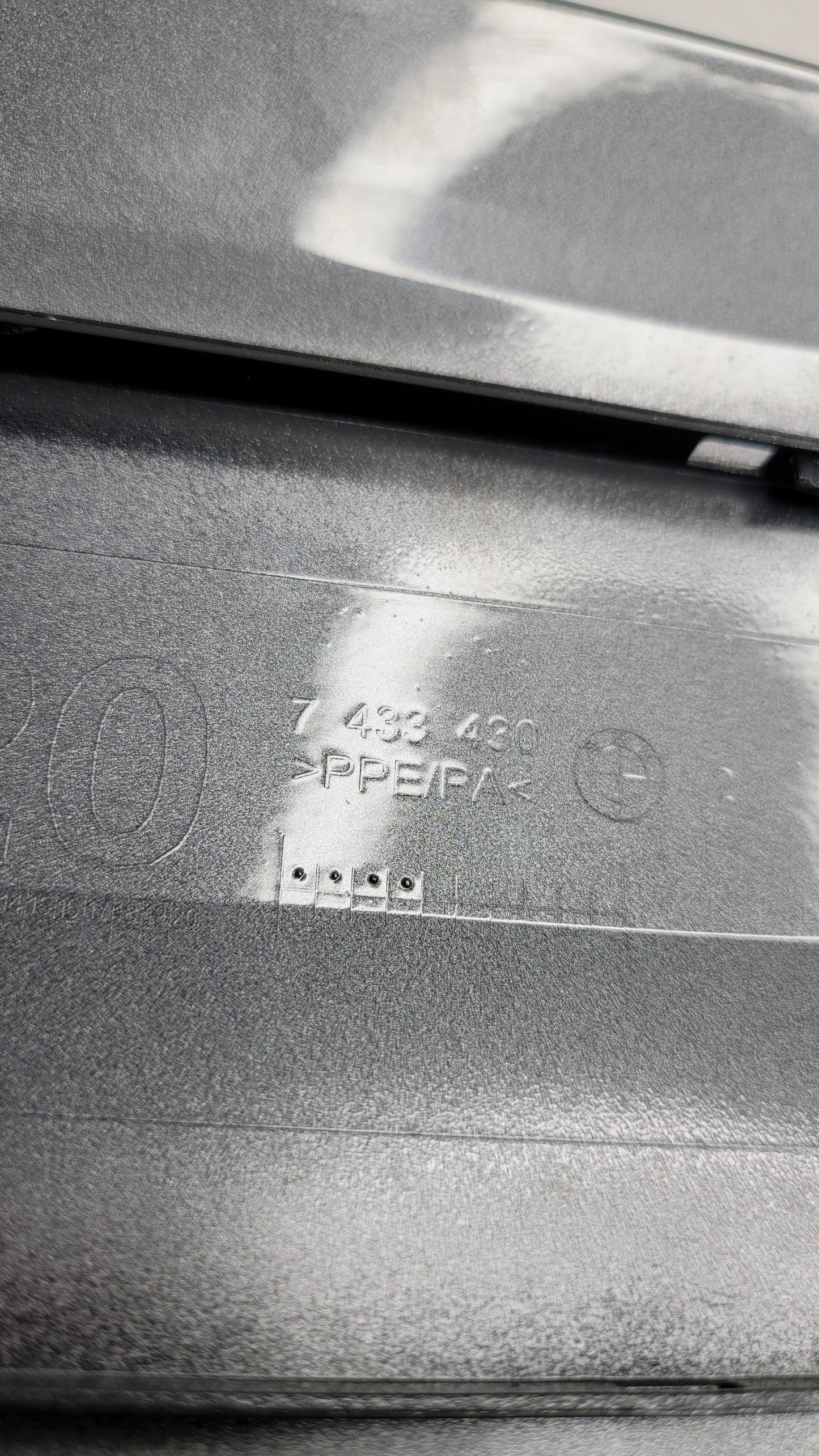 BMW M3 SERIES G80 FUEL TANK LID FLAP COVER 7433430 - MPerformance.parts
