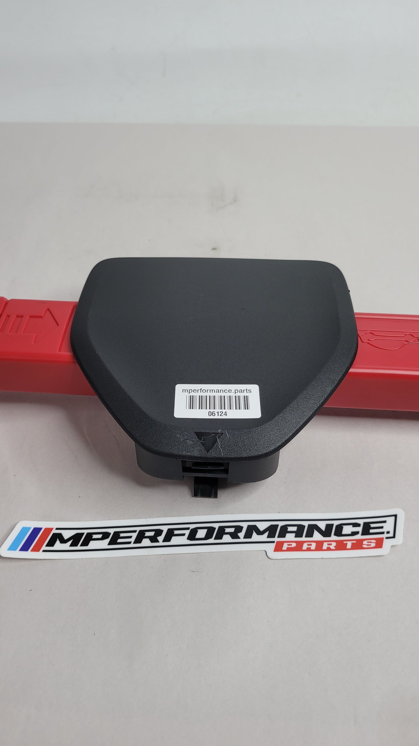 BMW 3 SERIES F30 F31 HAZARD WARNING TRIANGLE 2015 27R034006 - MPerformance.parts