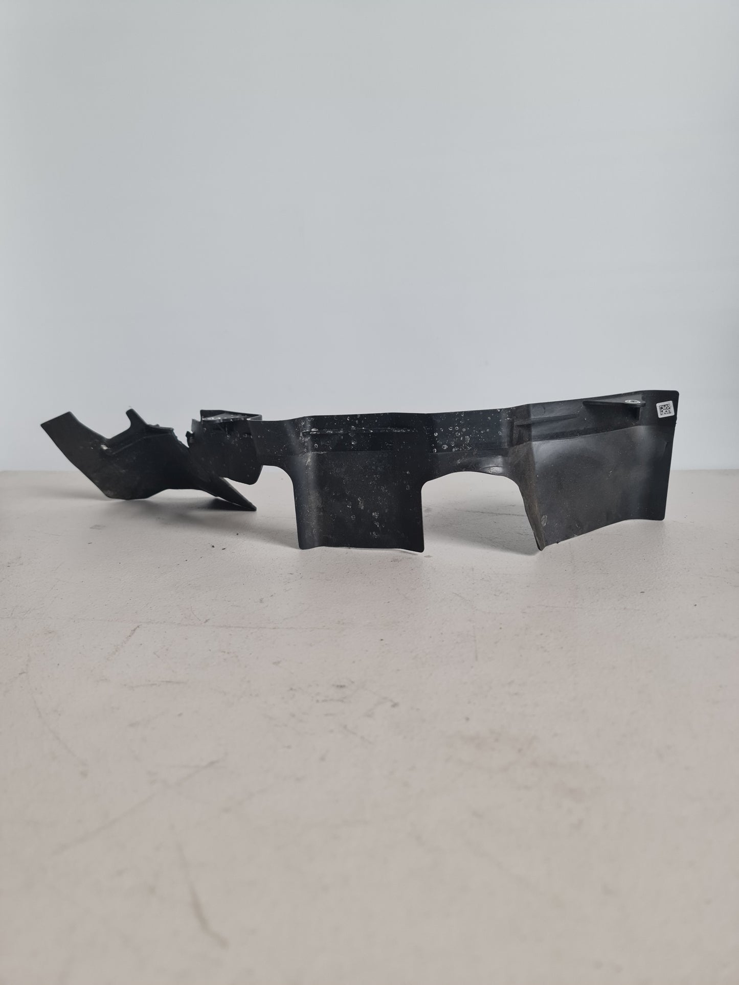 2015-2020 BMW 17-11-7-857-500 BMW 17117857500 Flap For Fan Cowl 7857500 02 - MPerformance.parts