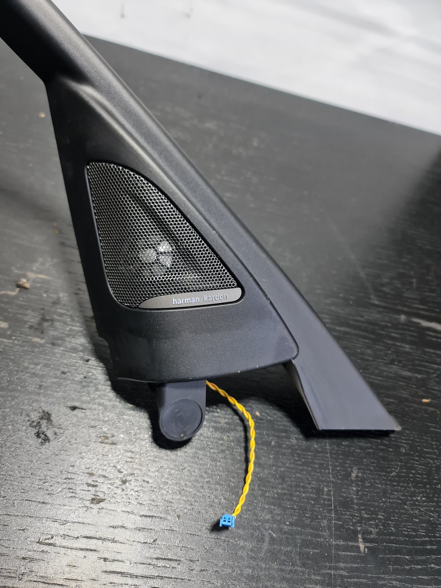 BMW 3 F30 Front Left Window Trim And Tweeter Cover 51337323509 New Genuine 7263991 - MPerformance.parts