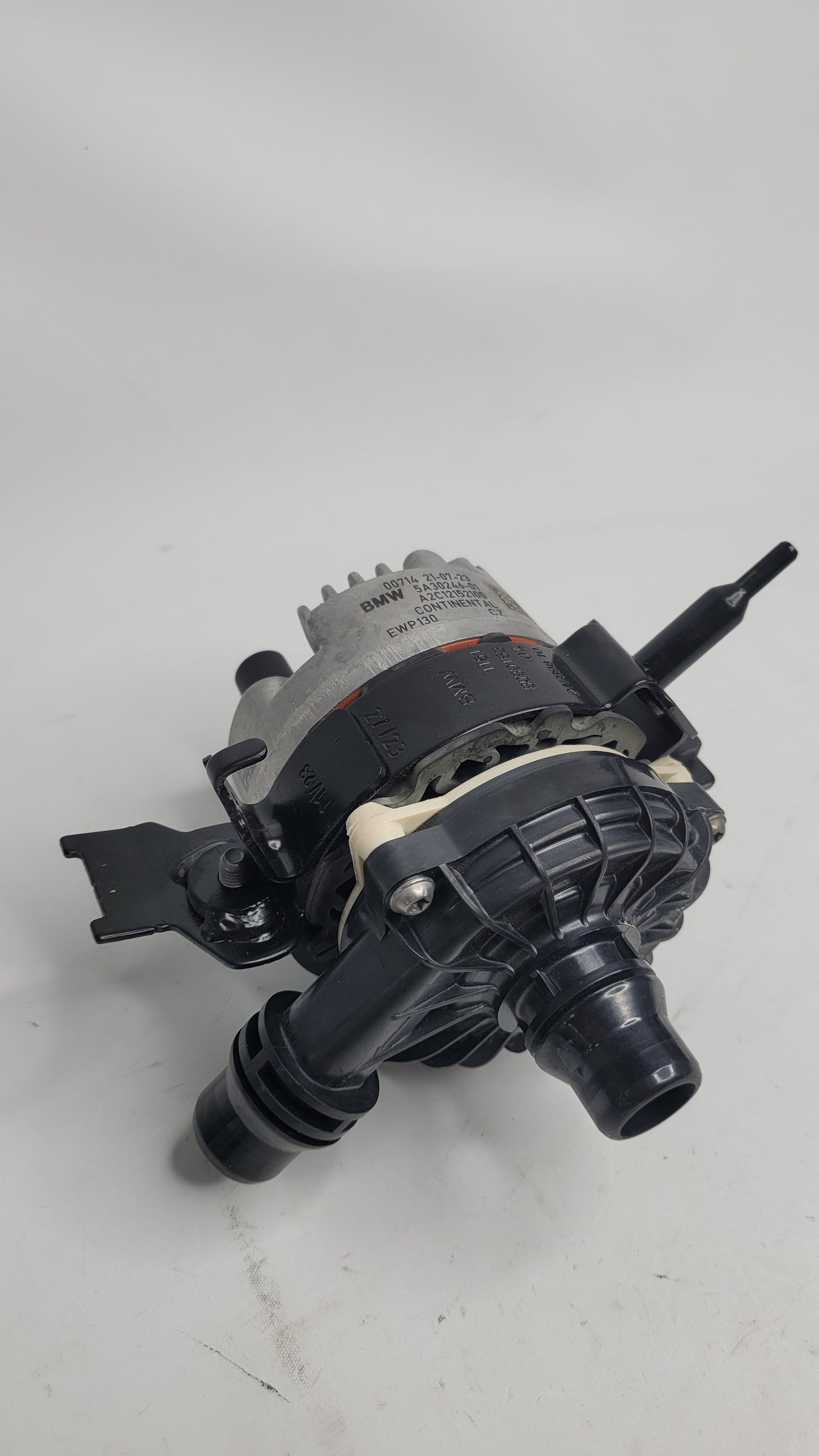 BMW M3 Auxiliary Water Pump 5A30246-01 - MPerformance.parts