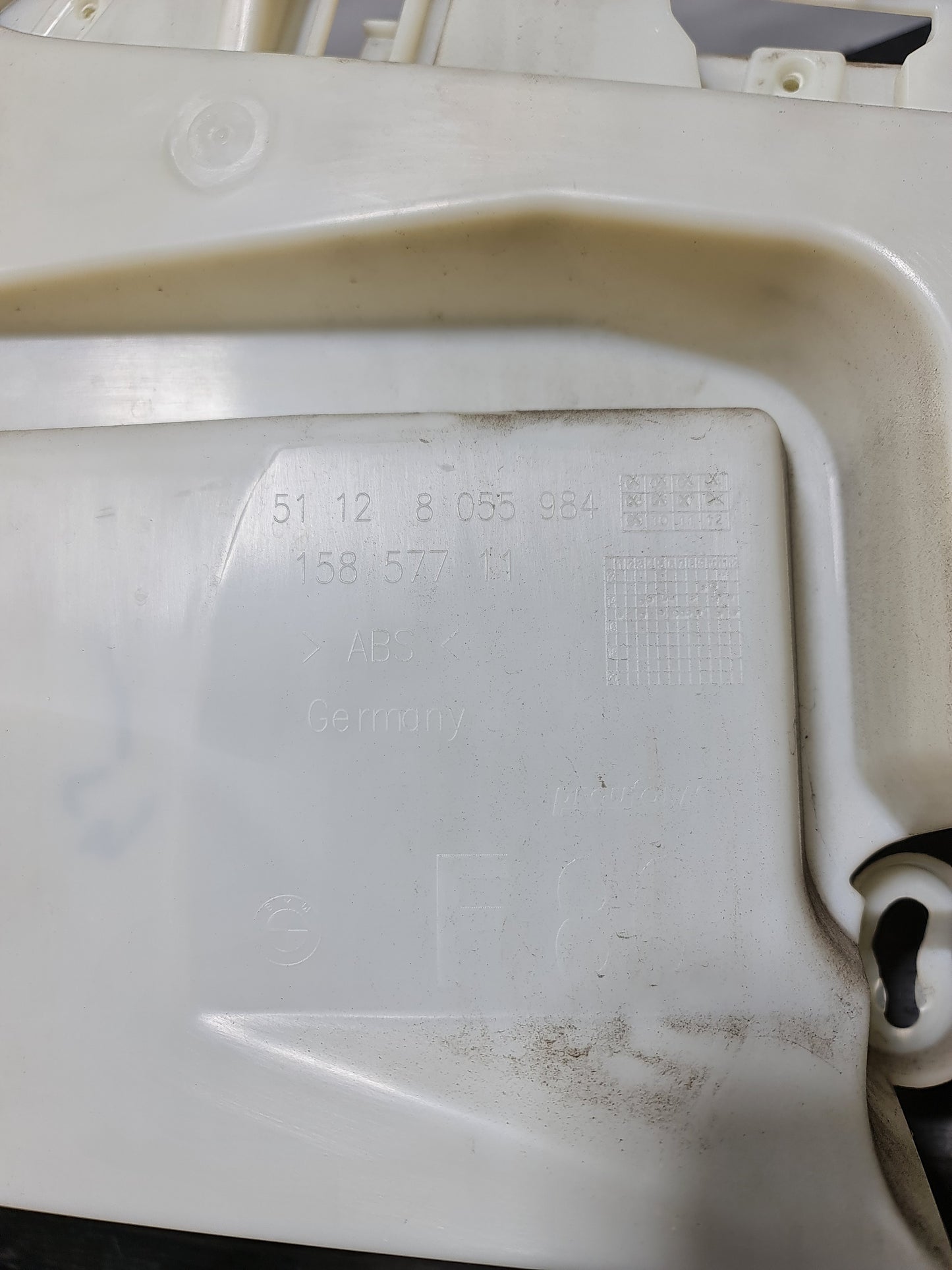 BMW M3 F80 REAR BUMPER M RIGHT SIDE GUIDE 51128055984 - MPerformance.parts