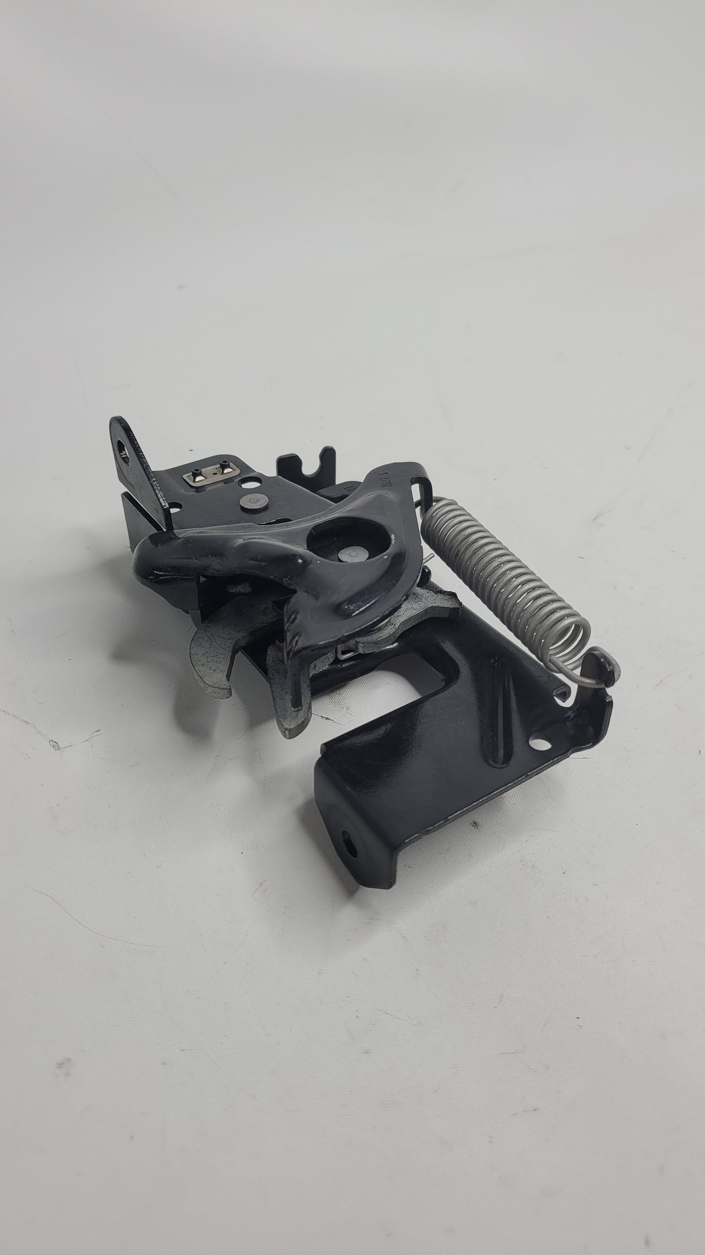 BMW F80 M3 F82 M4 Front Left Hood Lock Latch 7242548-11 - MPerformance.parts