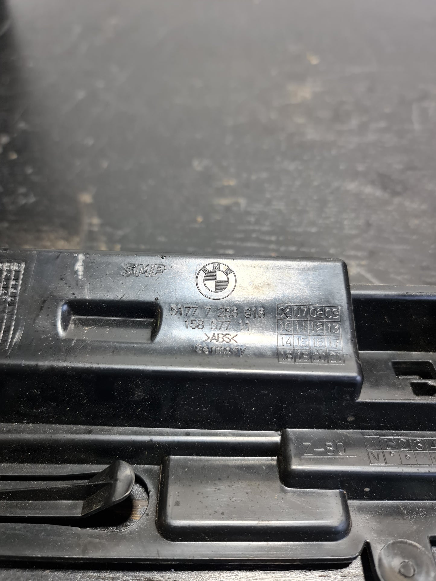 2012-2019 BMW 51-77-7-256-916 BMW 51777256916 Supporting Ledge Right 7256916 - MPerformance.parts