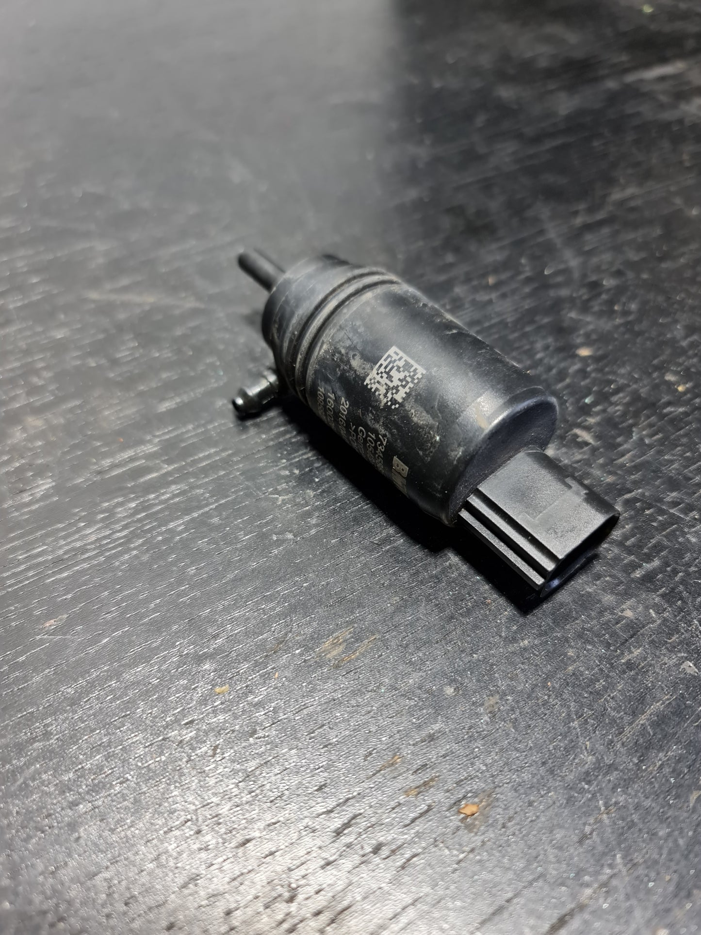 BMW F23 2er F20 F21 F22 F30 F80 F31 Washer Pump Fluid Container 7345885 - MPerformance.parts
